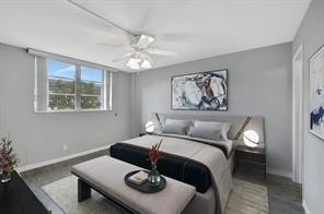 LIGHTHOUSE POINT PLAZA - Residential