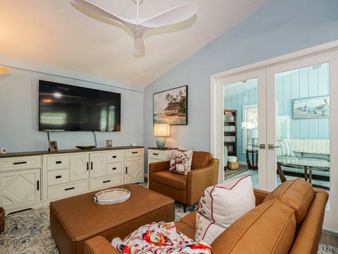 Tiny photo for 2201 BONITA Avenue, Vero Beach, FL 32960 (MLS # B26089773)