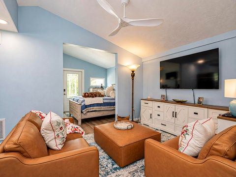 Tiny photo for 2201 BONITA Avenue, Vero Beach, FL 32960 (MLS # B26089773)