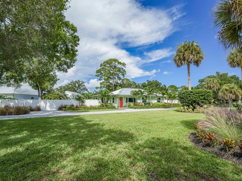 Tiny photo for 2201 BONITA Avenue, Vero Beach, FL 32960 (MLS # B26089773)