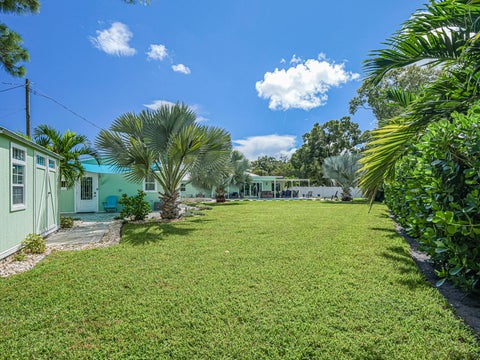 Tiny photo for 2201 BONITA Avenue, Vero Beach, FL 32960 (MLS # B26089773)
