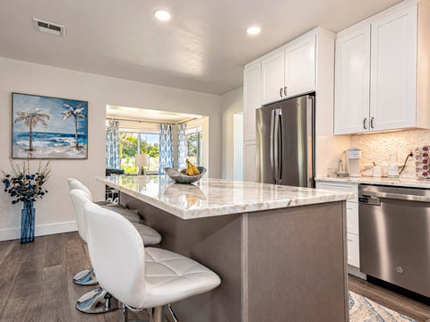 Tiny photo for 2201 BONITA Avenue, Vero Beach, FL 32960 (MLS # B26089773)