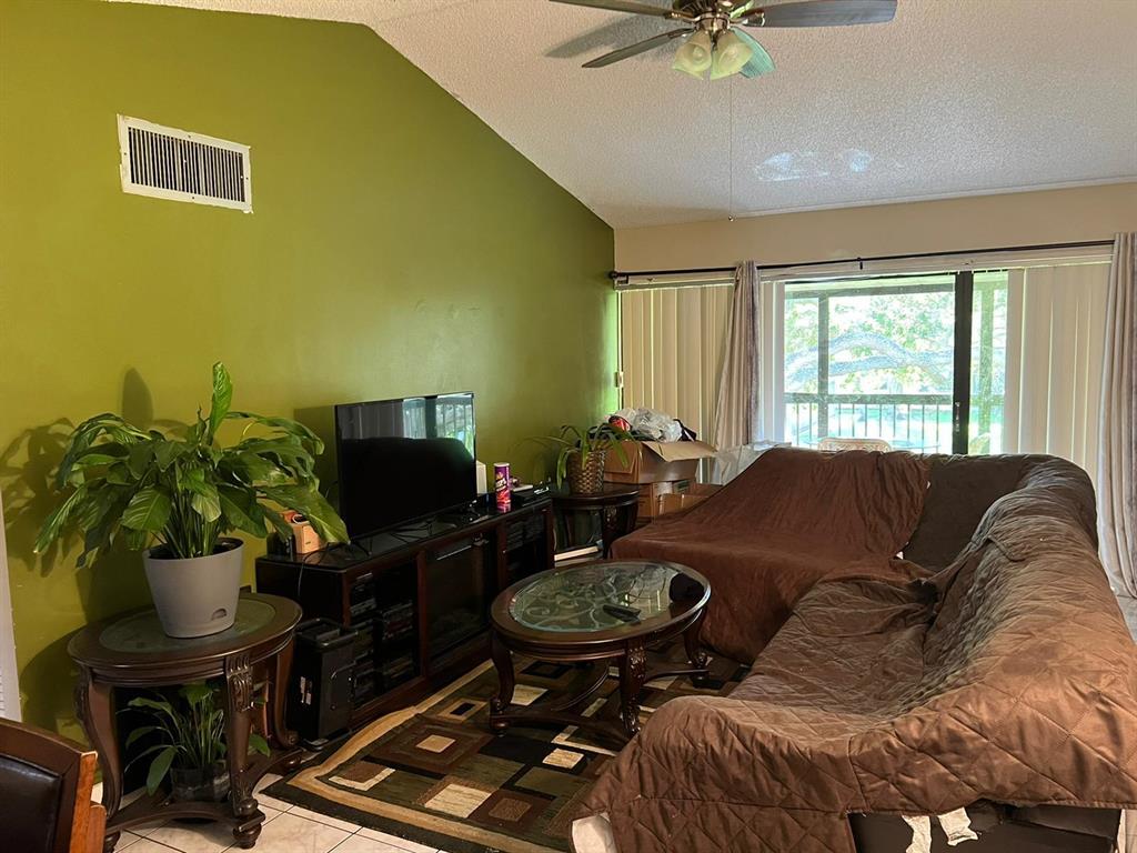 HAMPTON COURT CONDO - Residential