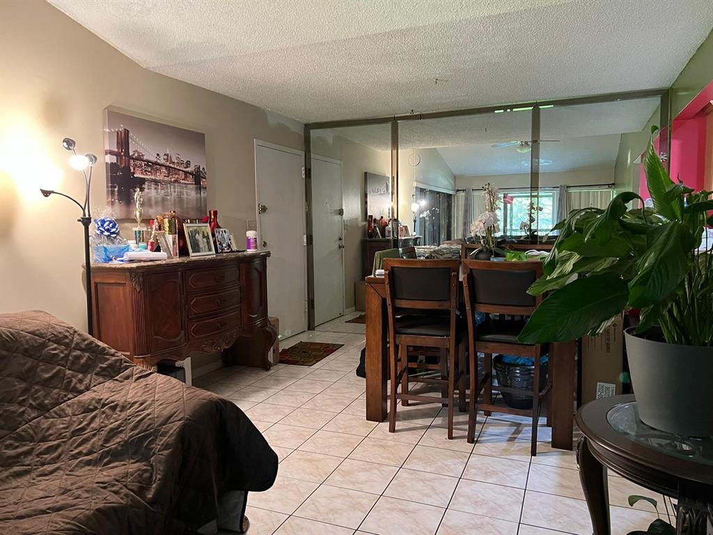 HAMPTON COURT CONDO - Residential