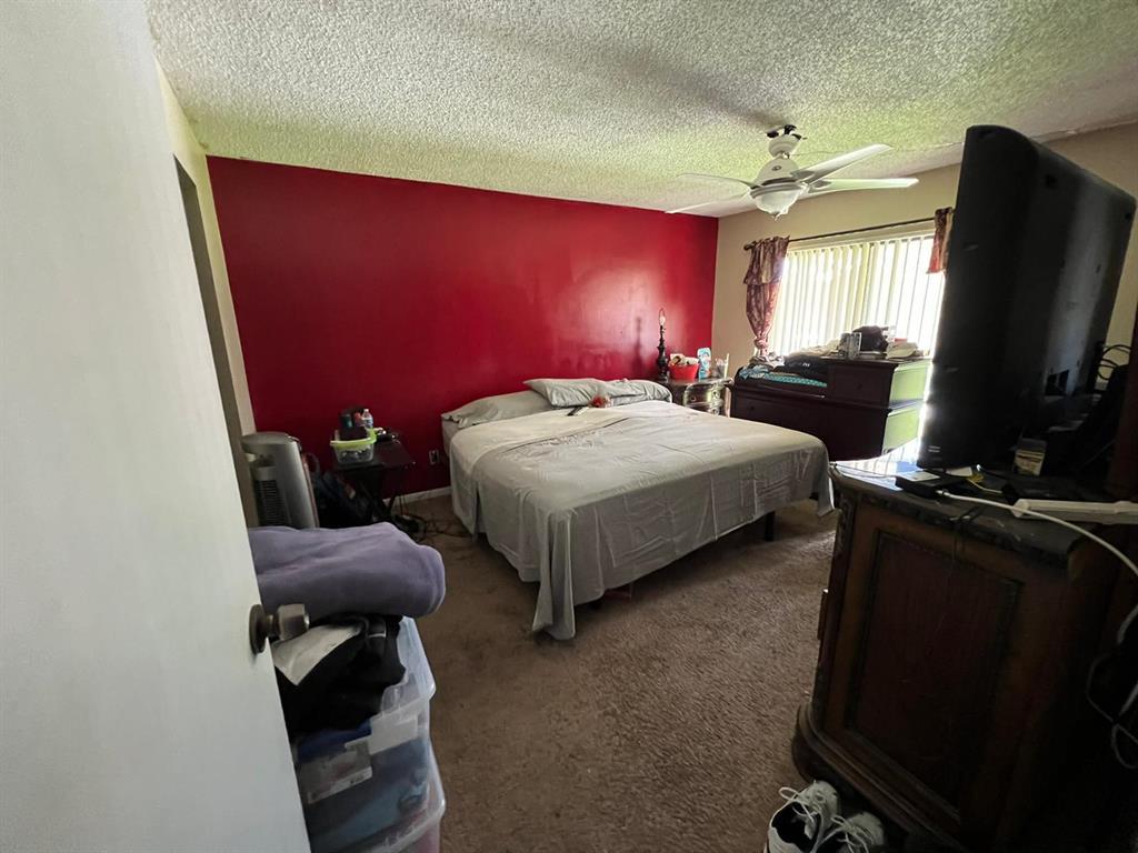 HAMPTON COURT CONDO - Residential