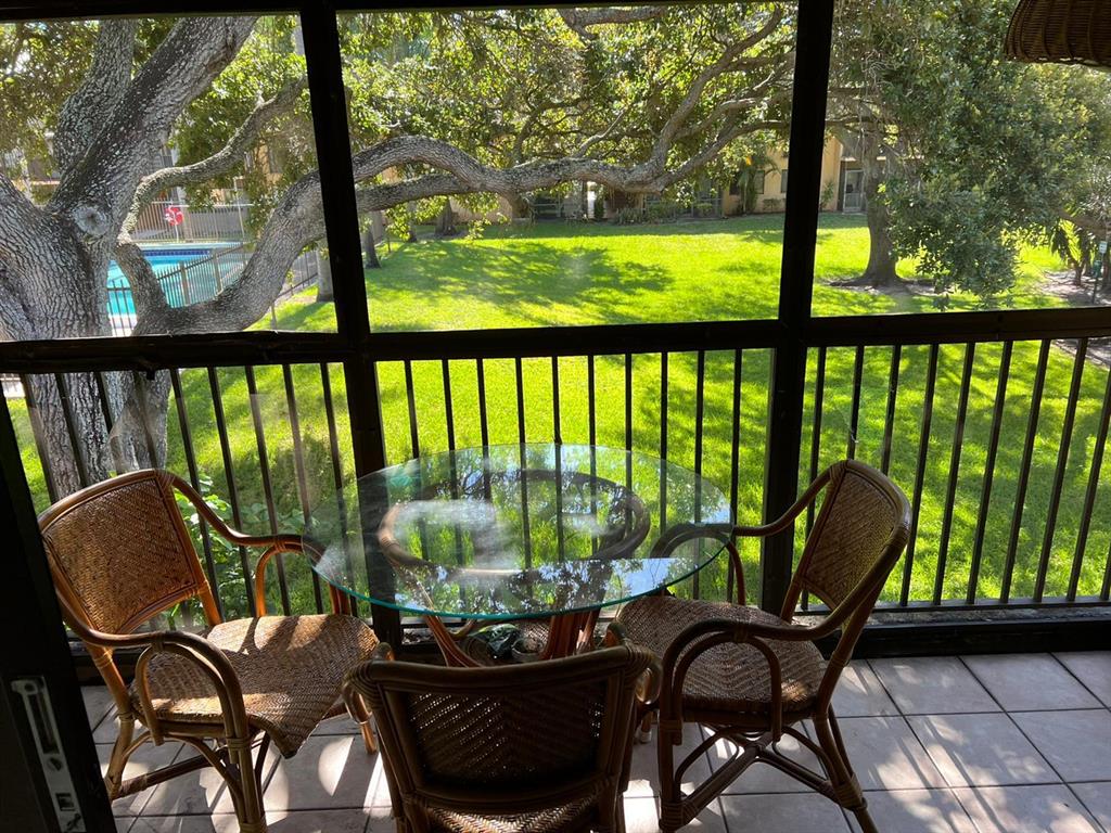 HAMPTON COURT CONDO - Residential