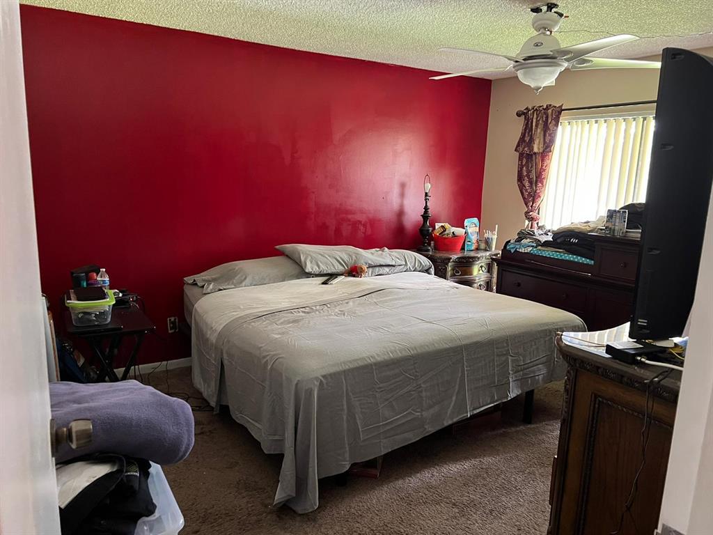 HAMPTON COURT CONDO - Residential