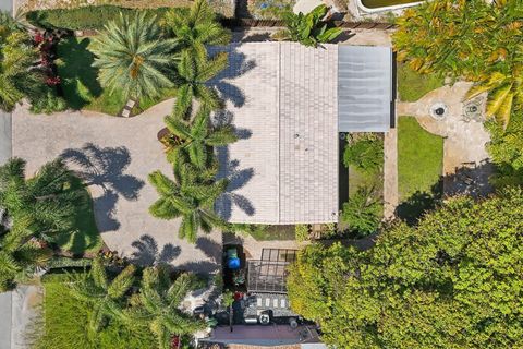13 NE 26 Court Wilton Manors FL 33334