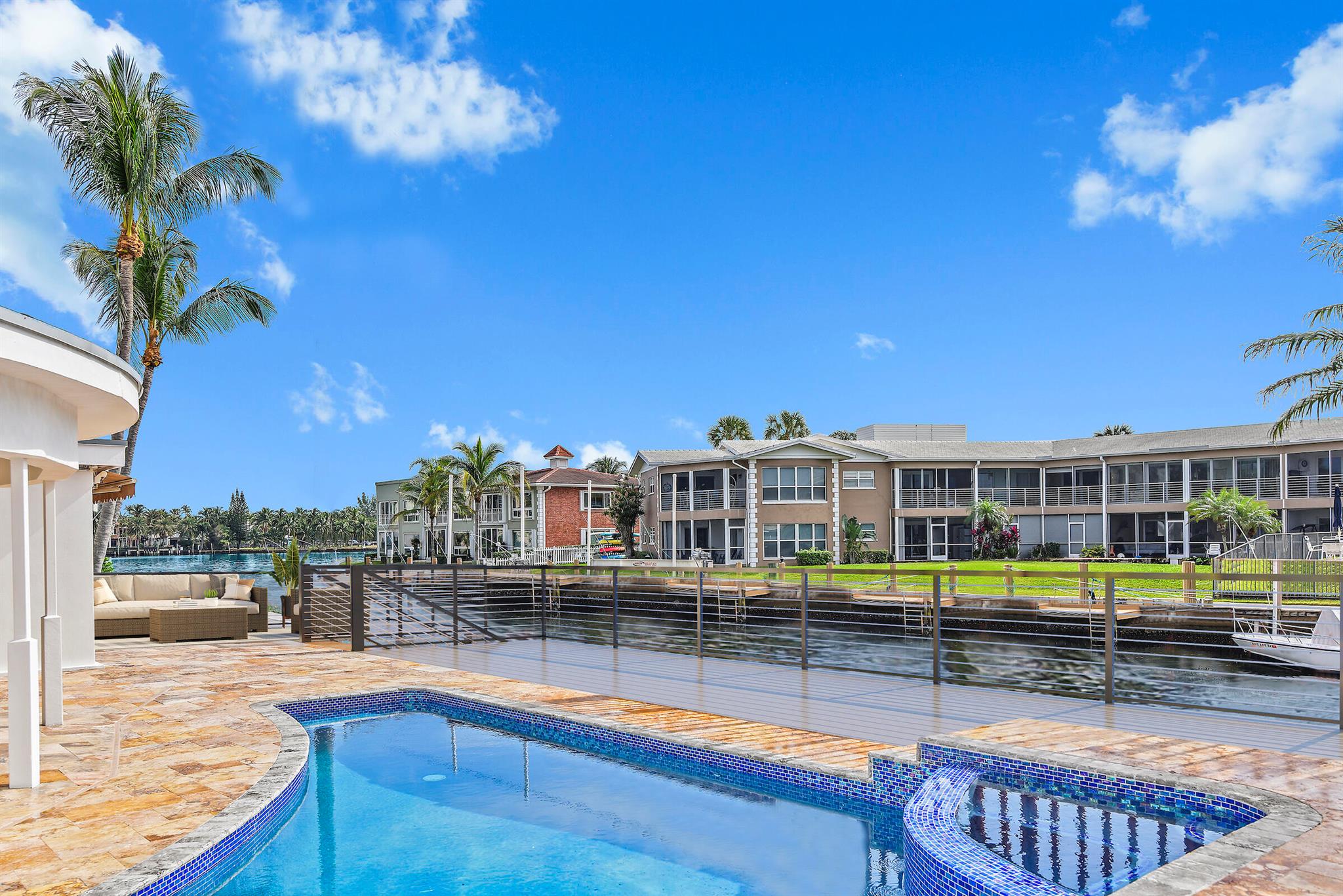 Harbour East - Residential