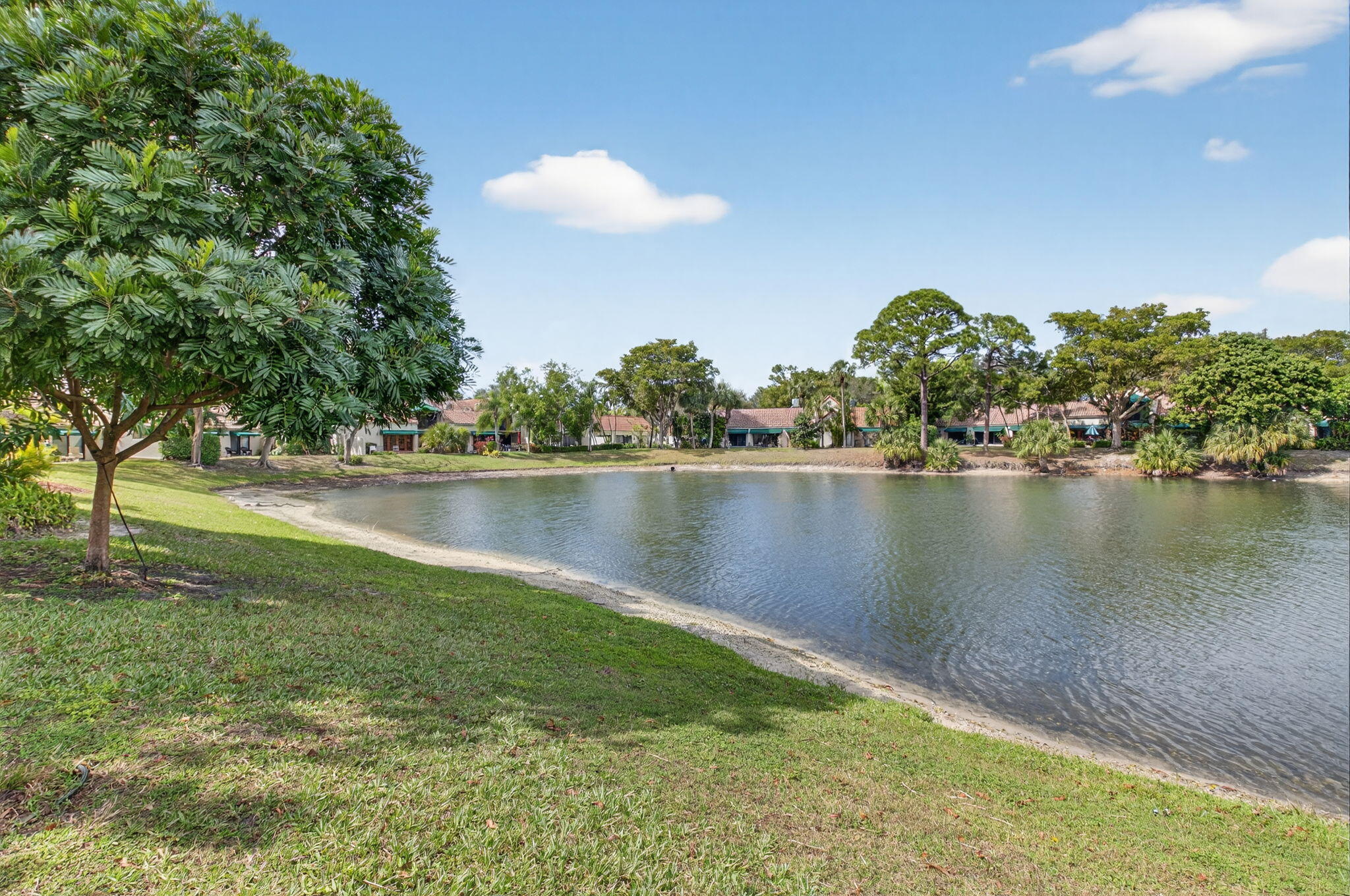 L AMBIANCE OF VIA VERDE - Residential