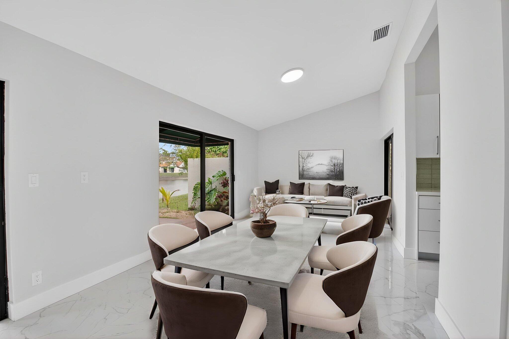 L AMBIANCE OF VIA VERDE - Residential