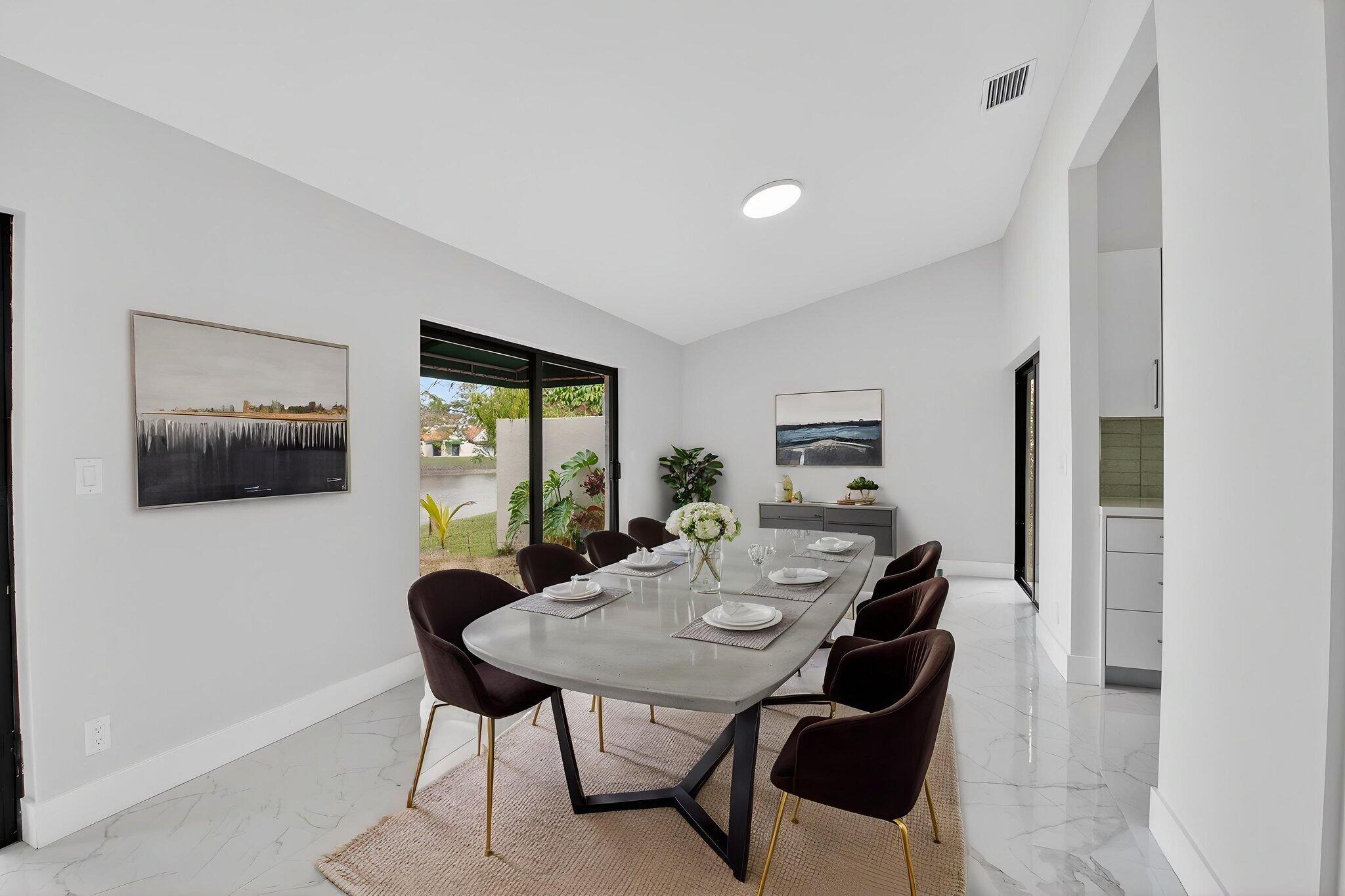 L AMBIANCE OF VIA VERDE - Residential