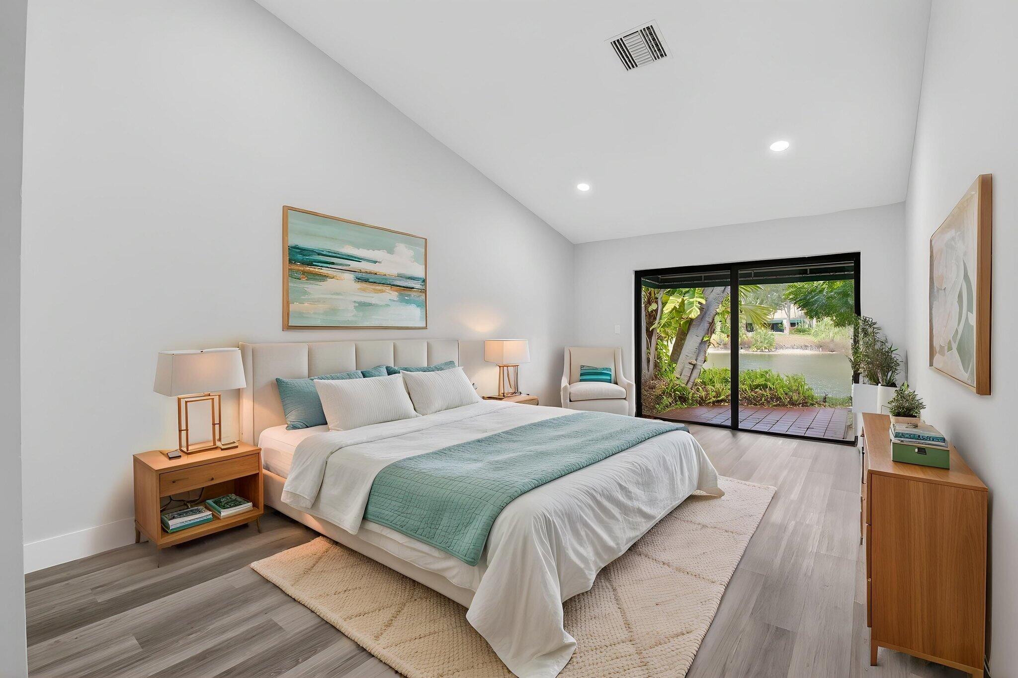 L AMBIANCE OF VIA VERDE - Residential