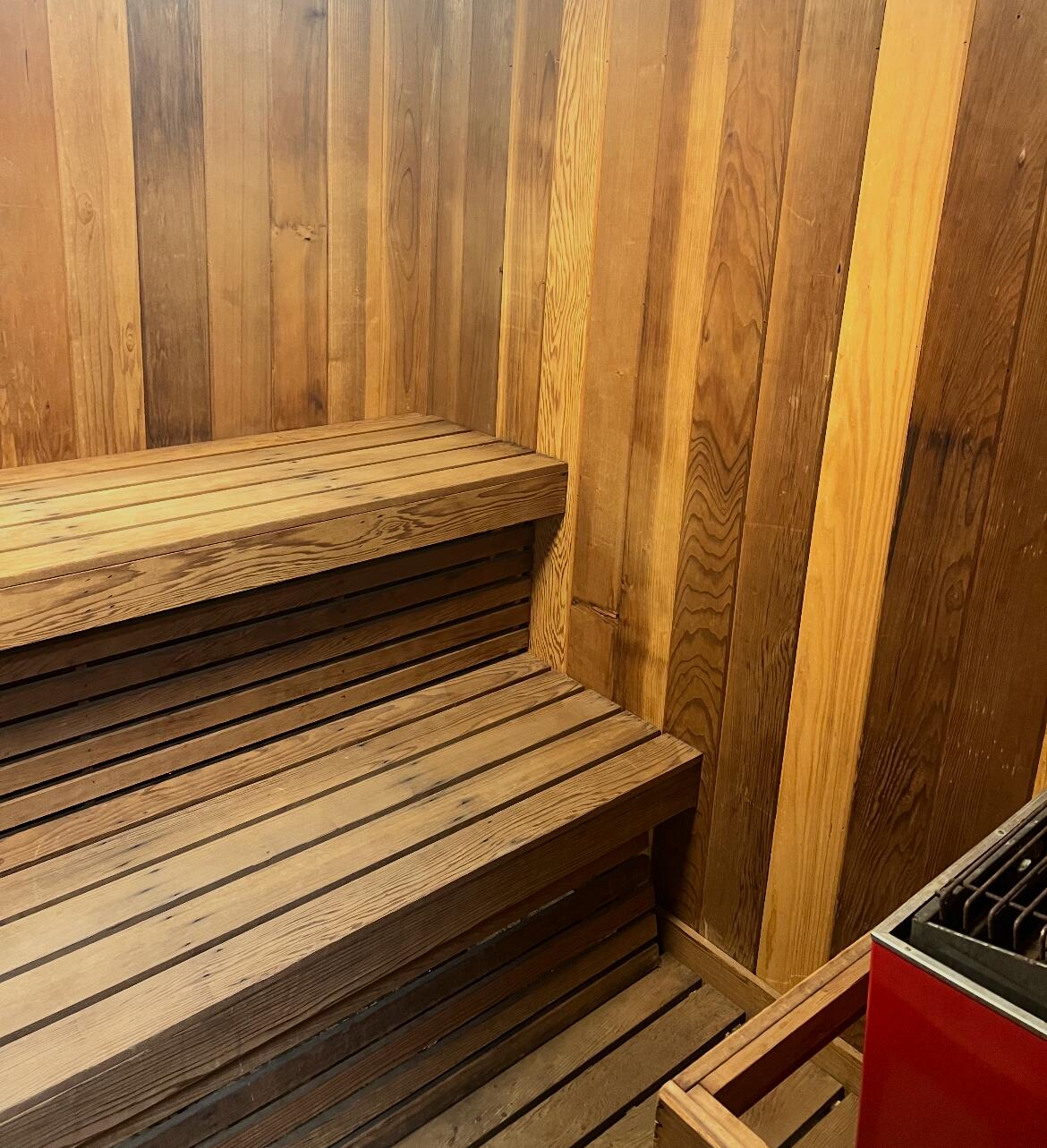 L AMBIANCE OF VIA VERDE - Residential