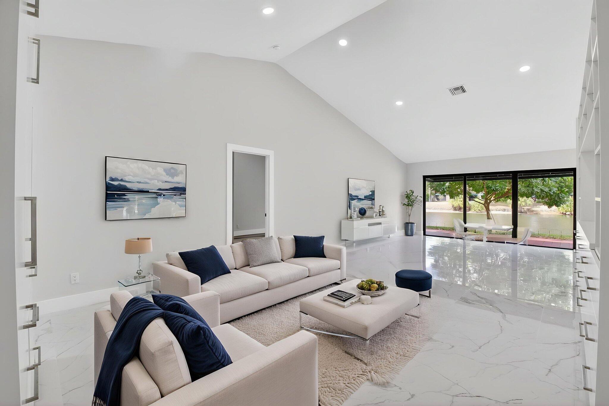 L AMBIANCE OF VIA VERDE - Residential