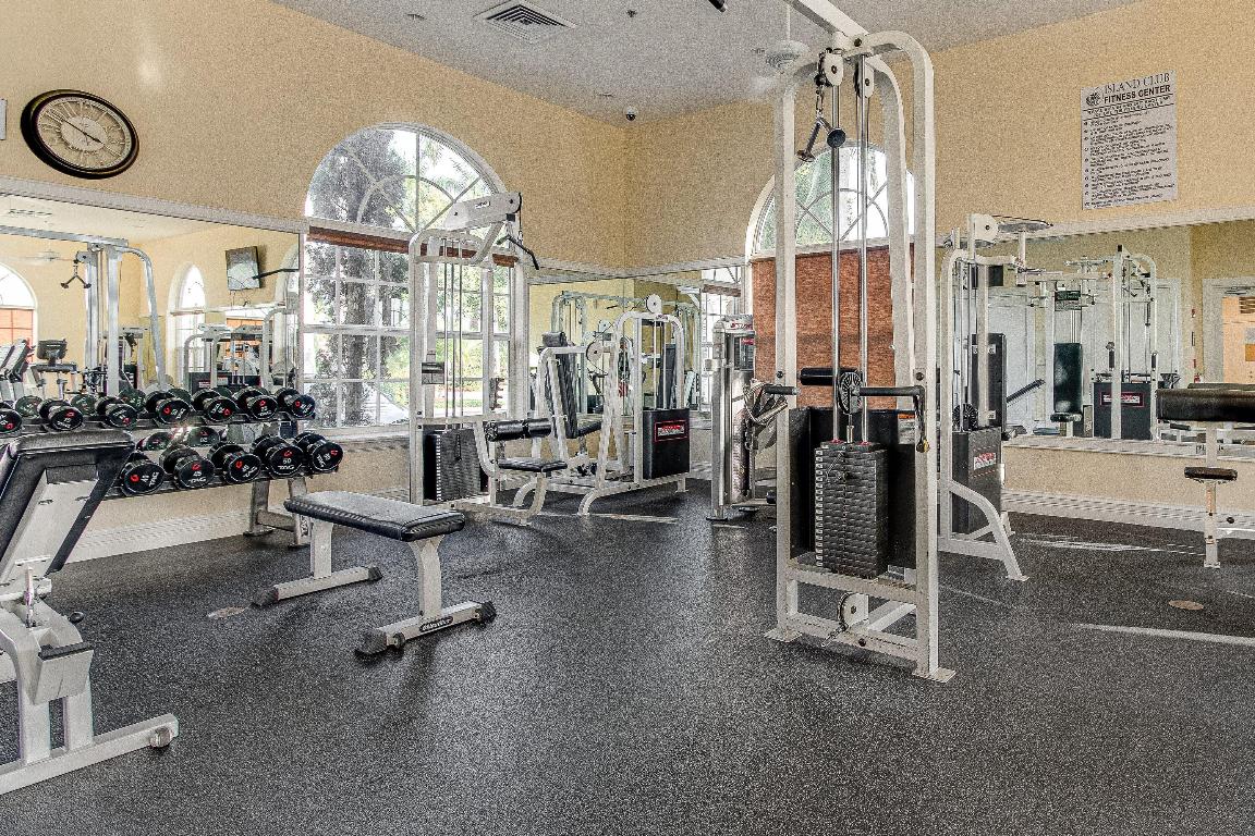 Andros Isle - Residential