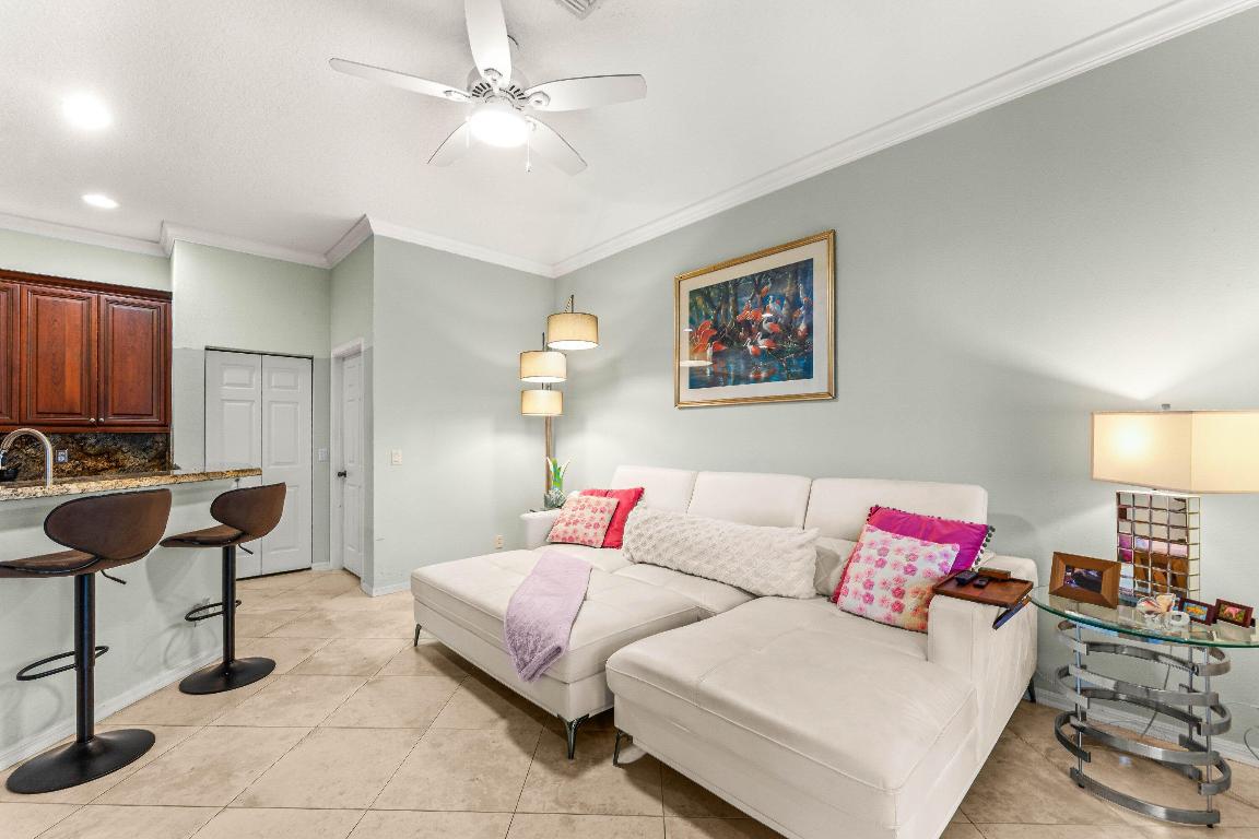 Andros Isle - Residential