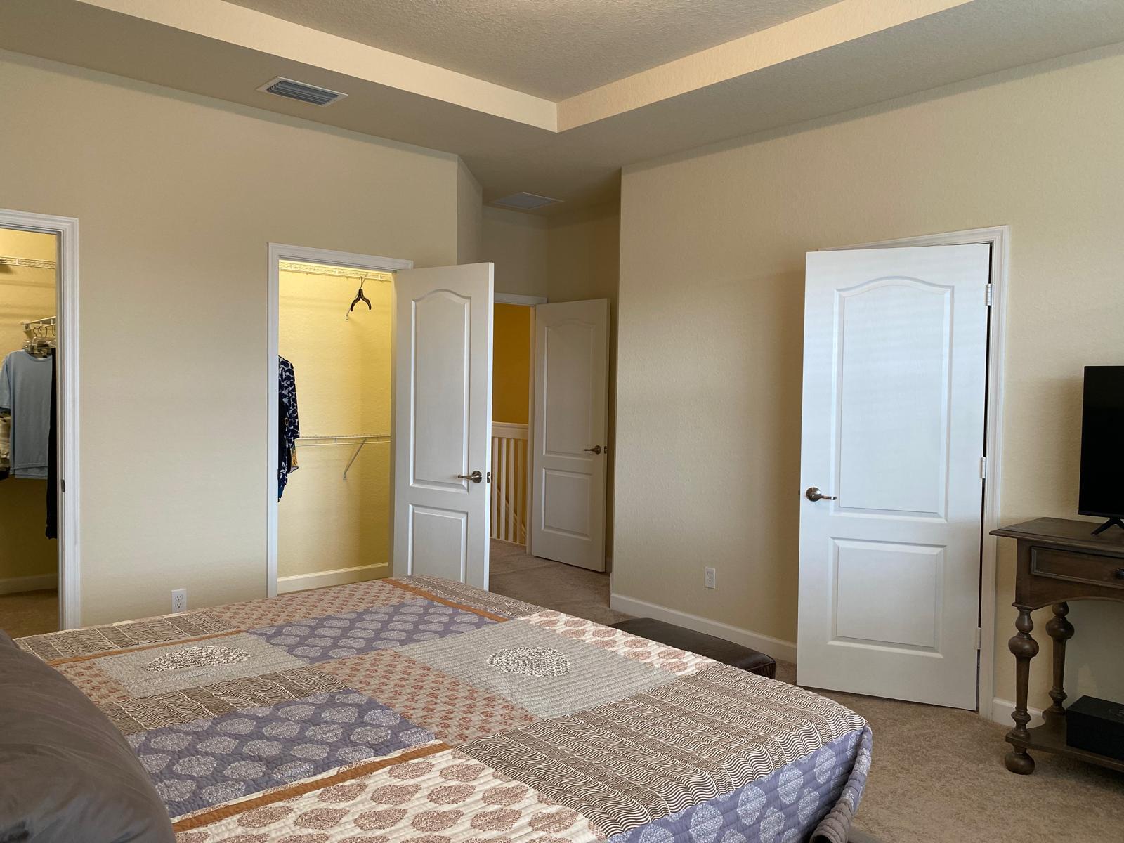 CHARLESTON COMMONS - Residential Lease