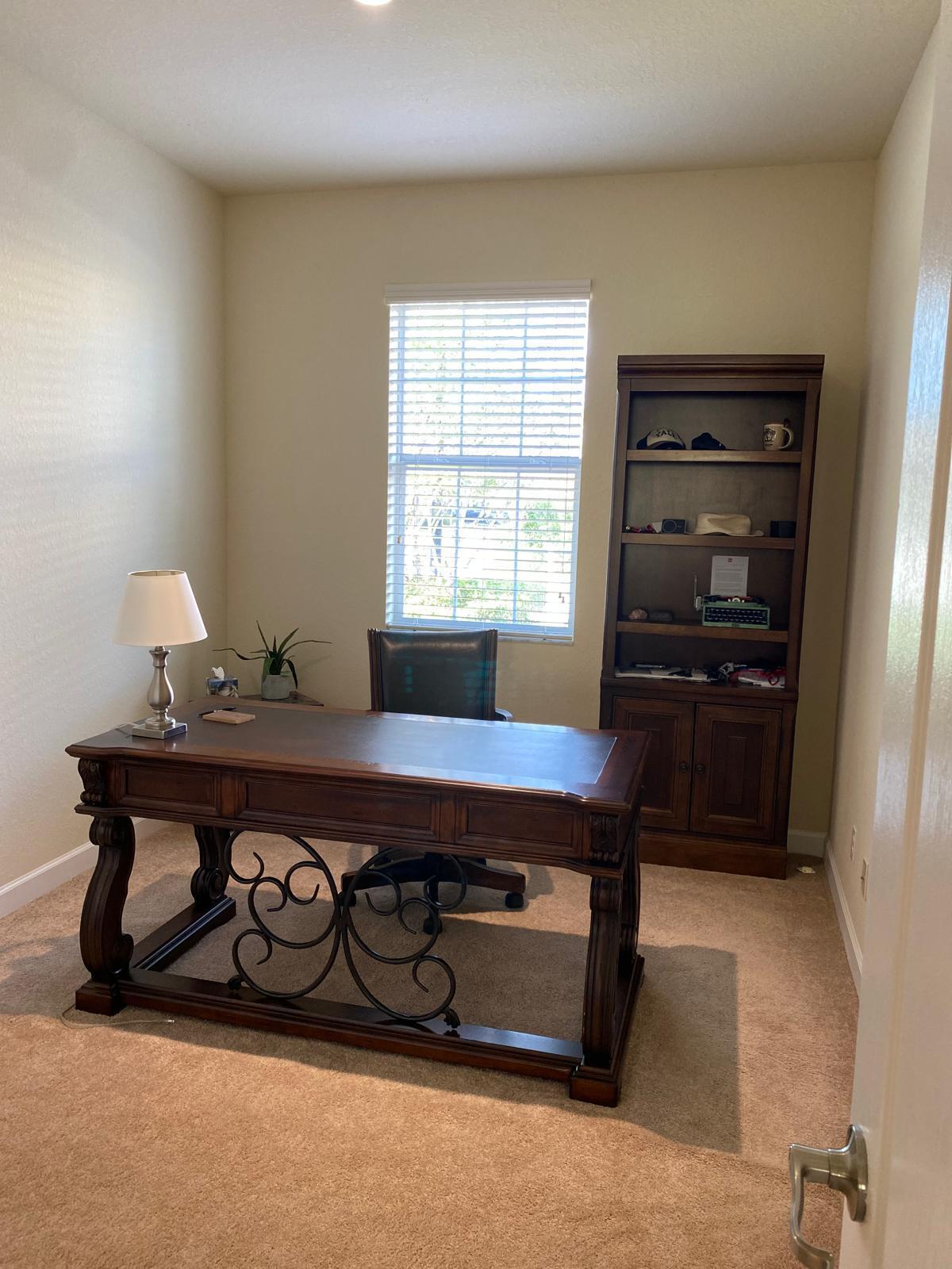 CHARLESTON COMMONS - Residential Lease