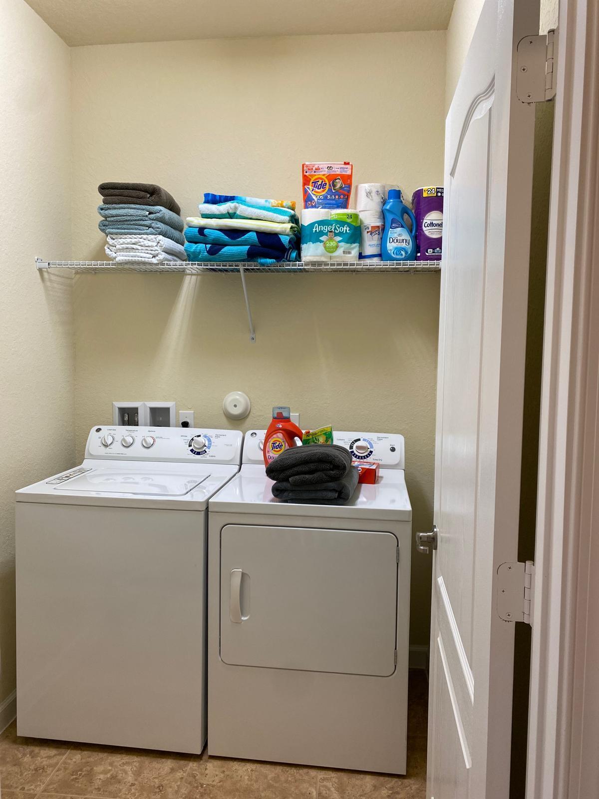 CHARLESTON COMMONS - Residential Lease