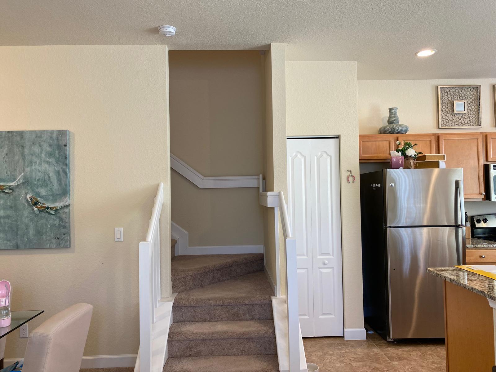 CHARLESTON COMMONS - Residential Lease