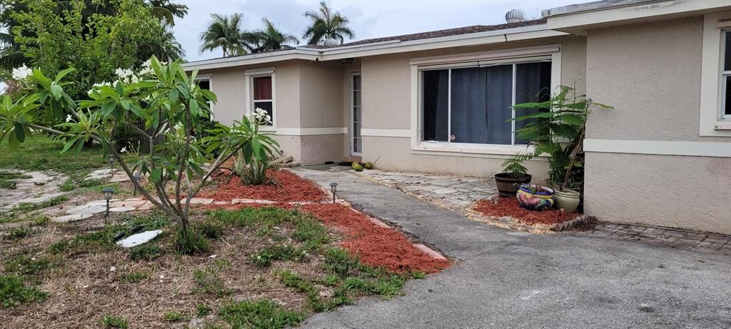 Photo of 2600 Palmarita Road, West Palm Beach, FL 33406 (MLS # R10724334)