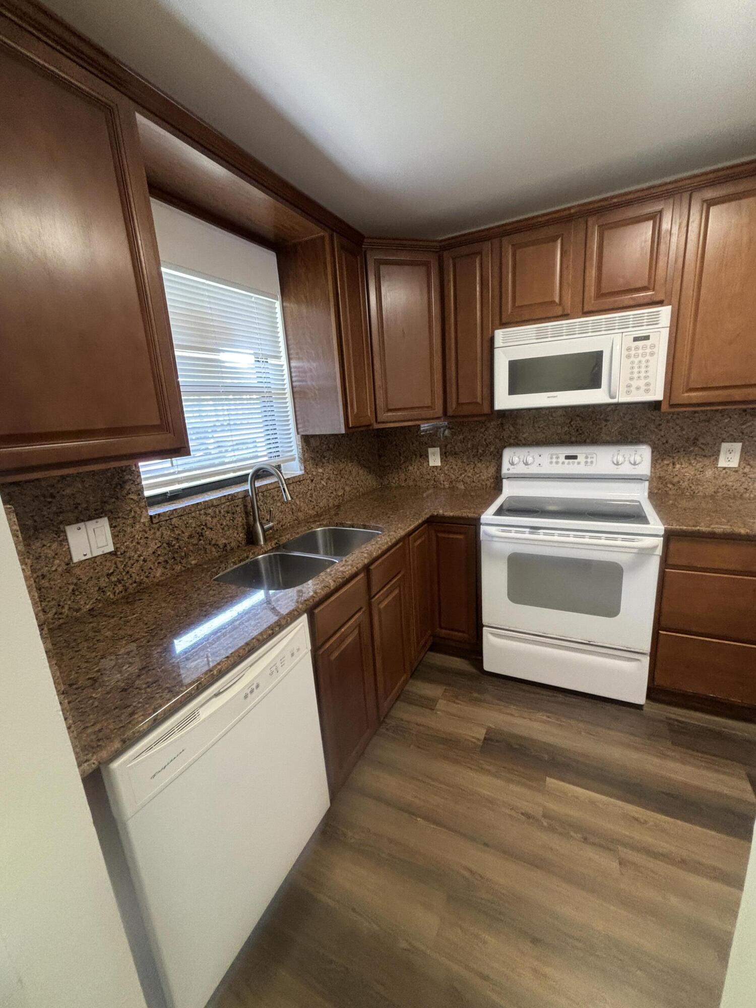 WOODS AT BOCA DEL MAR CONDO - Residential Lease