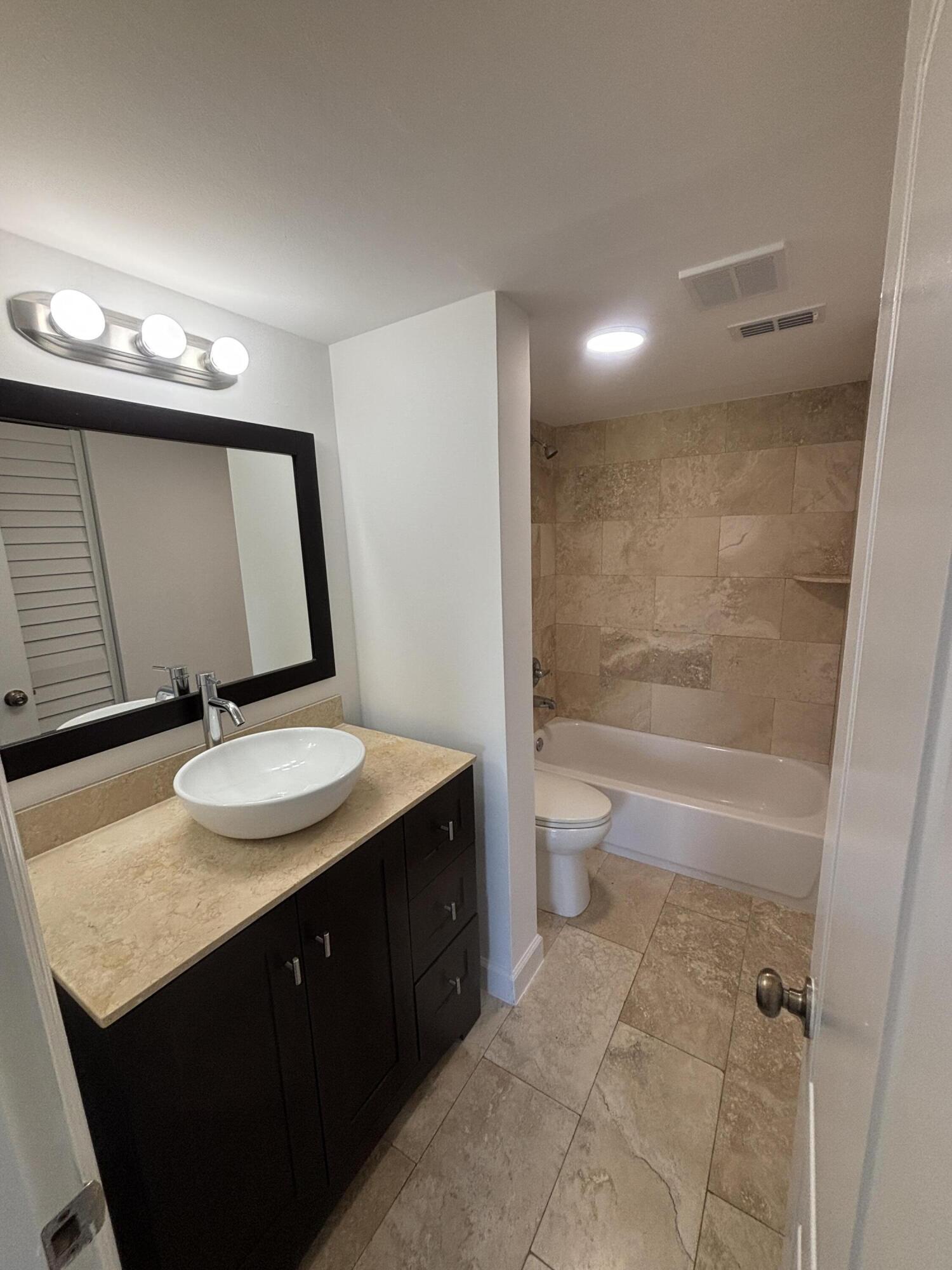 WOODS AT BOCA DEL MAR CONDO - Residential Lease