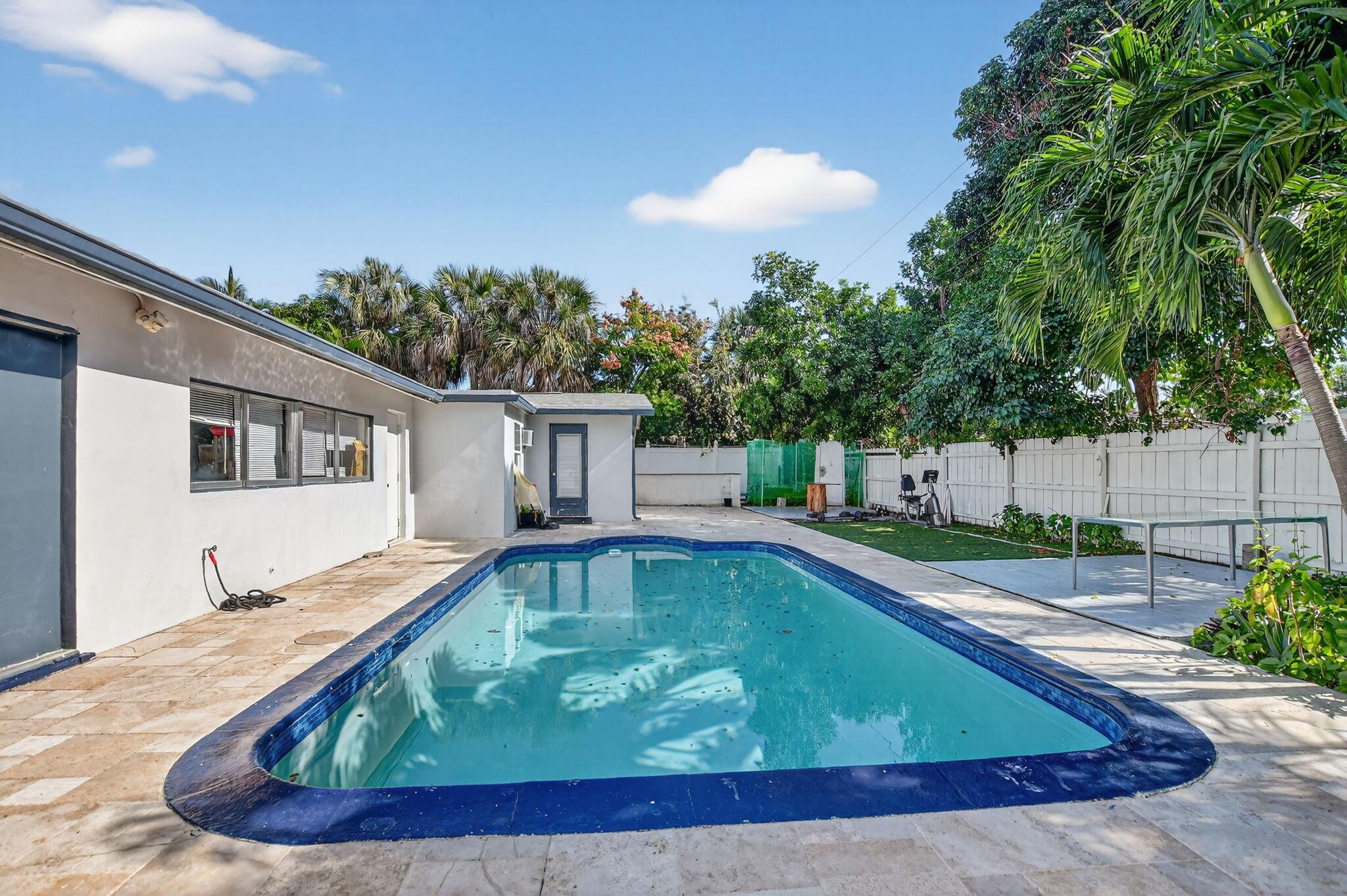 BOCA ISLANDS SEC 1 - Residential