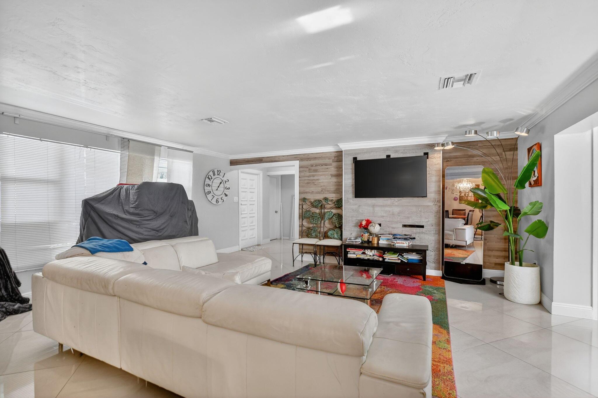 BOCA ISLANDS SEC 1 - Residential