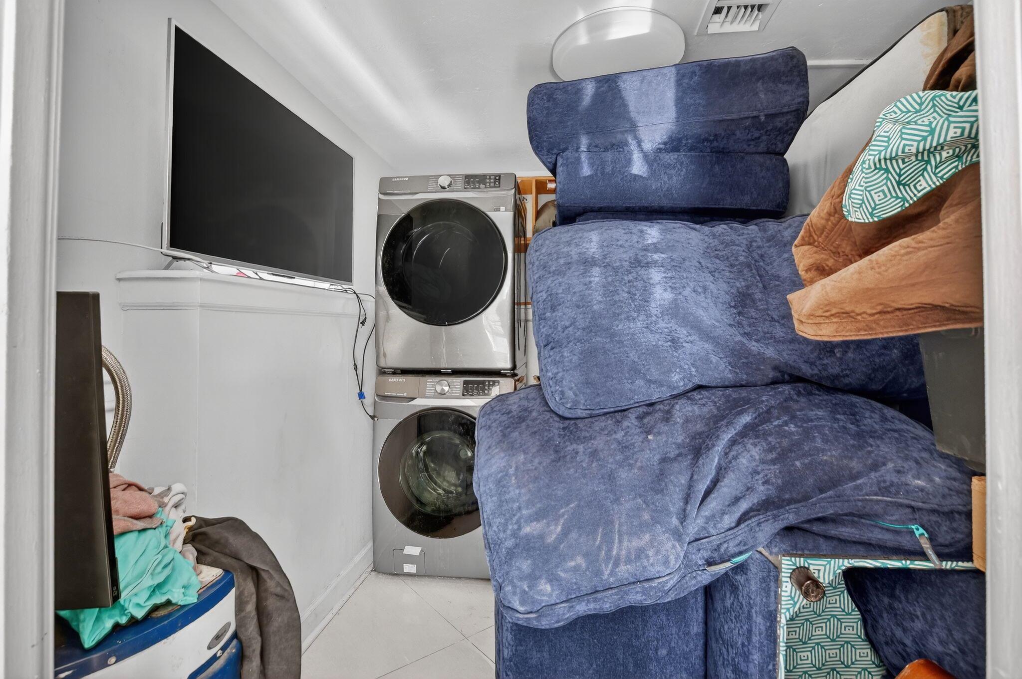 BOCA ISLANDS SEC 1 - Residential