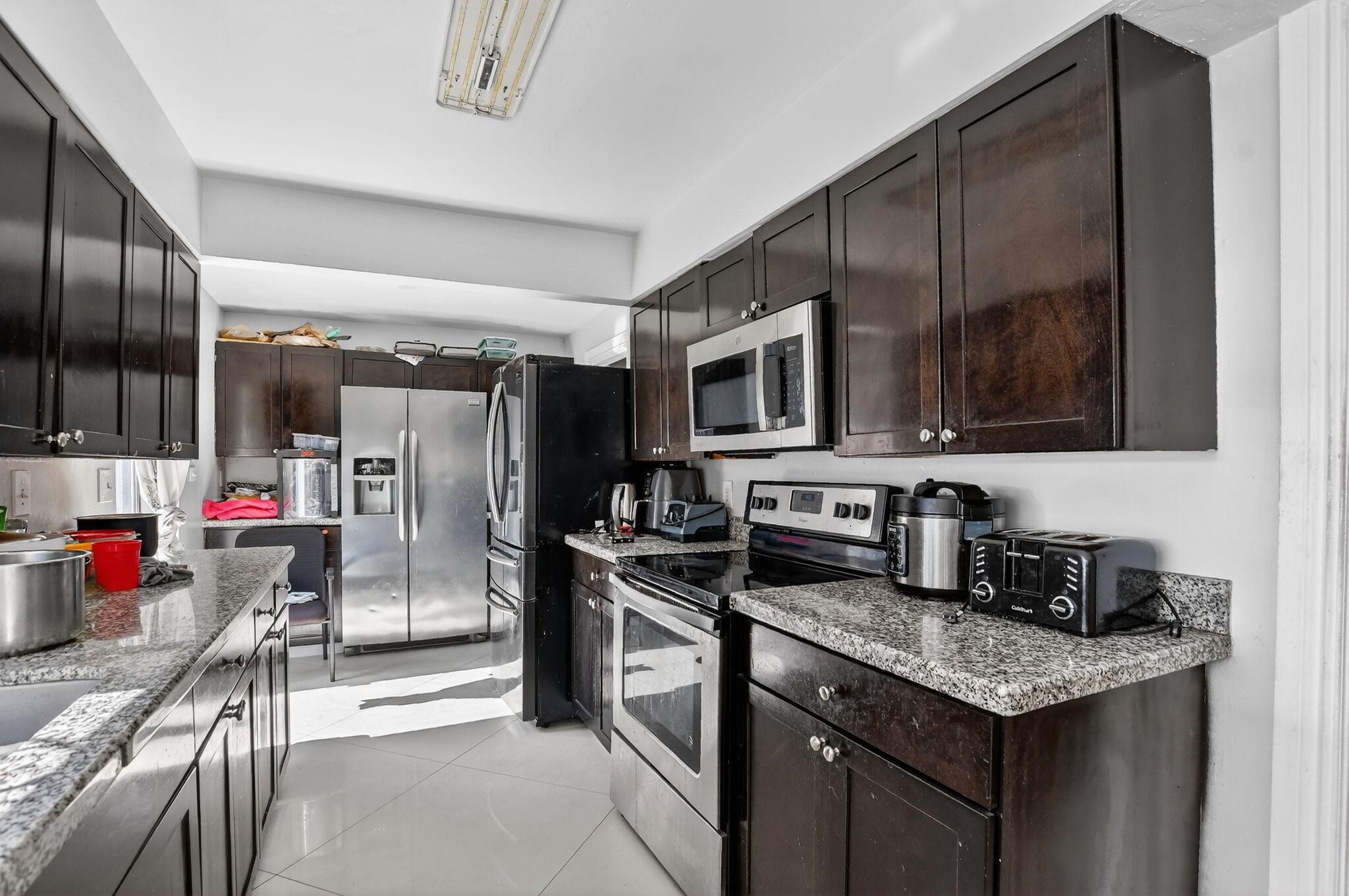 BOCA ISLANDS SEC 1 - Residential