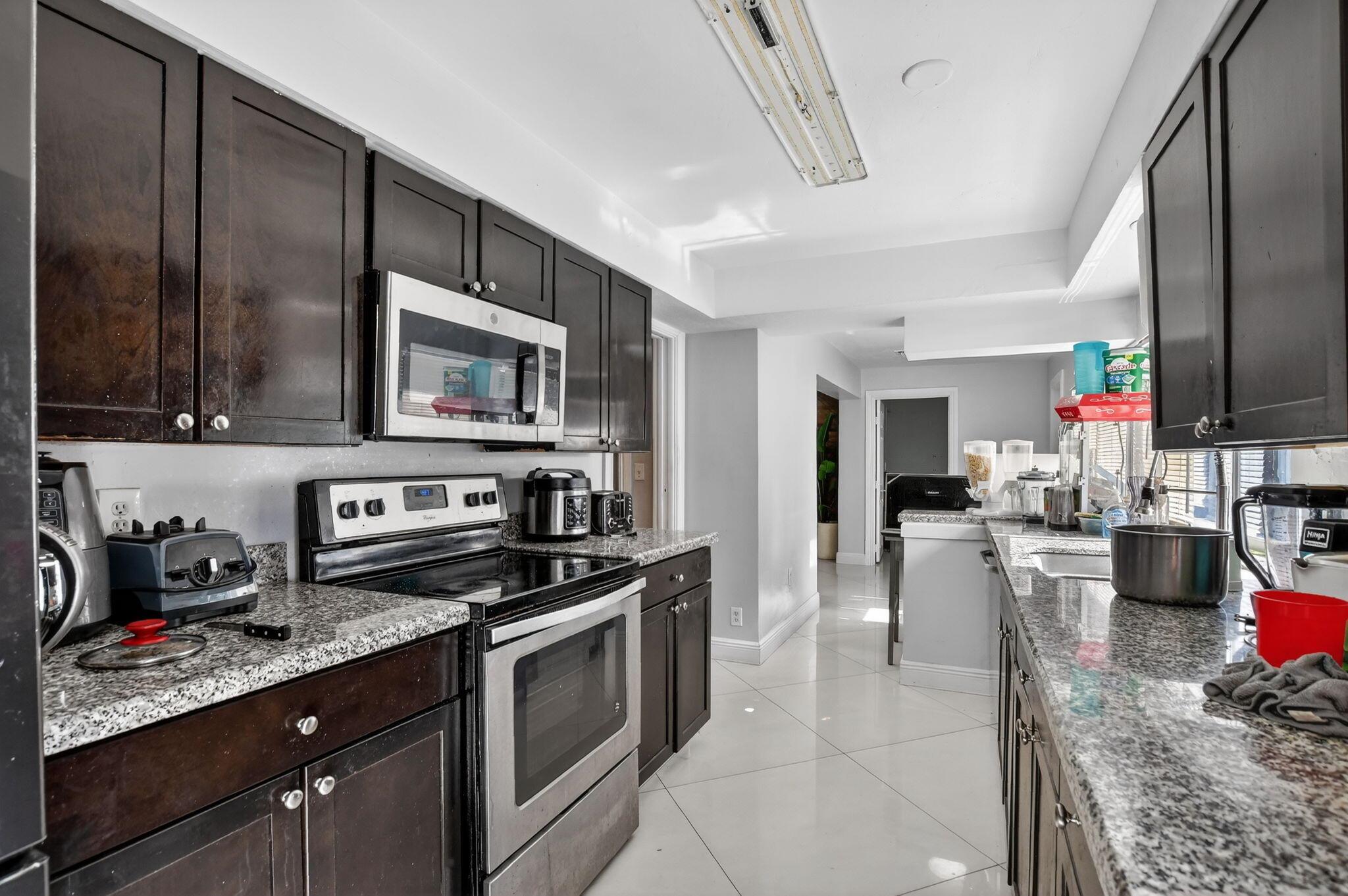 BOCA ISLANDS SEC 1 - Residential