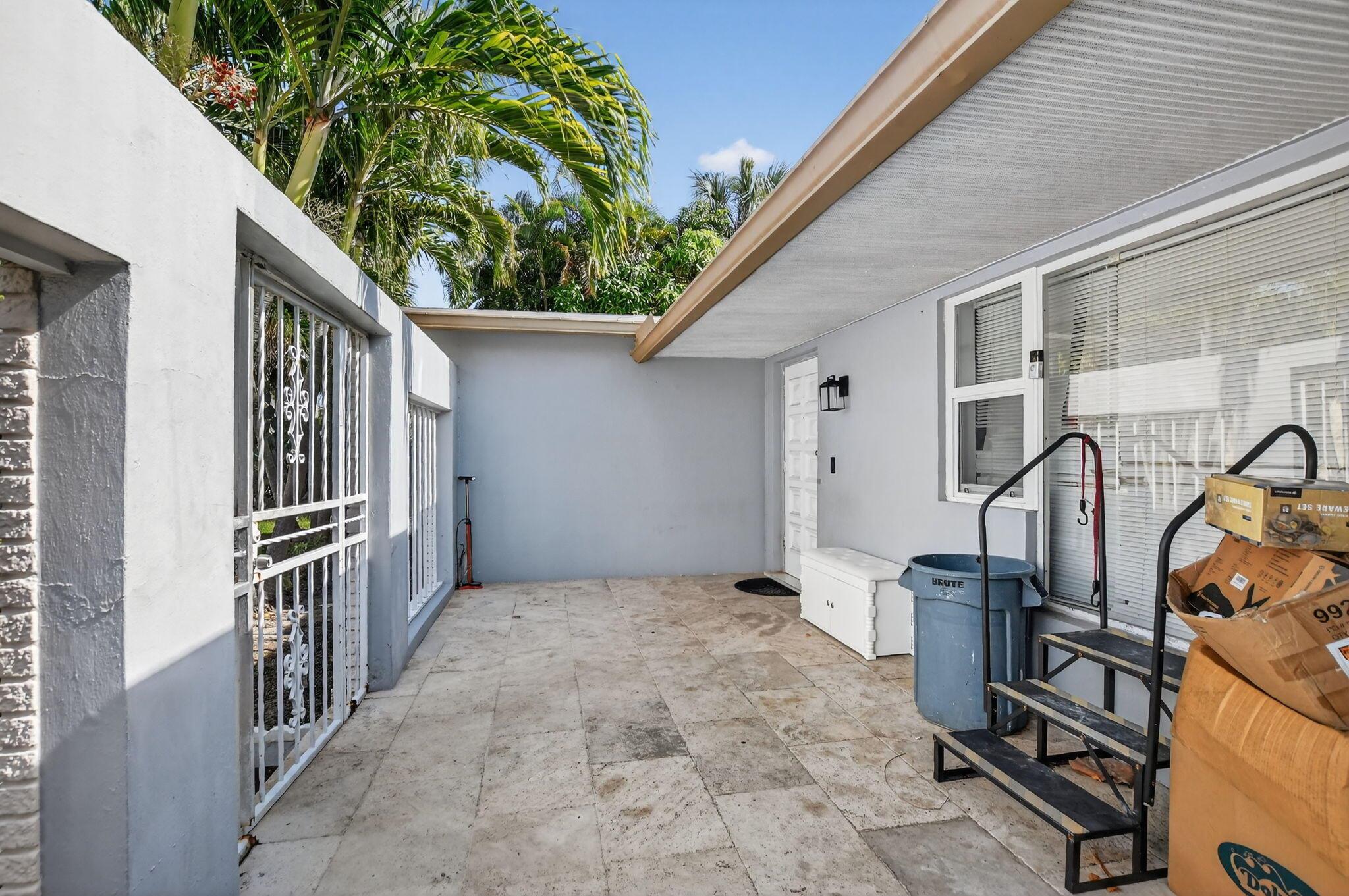 BOCA ISLANDS SEC 1 - Residential