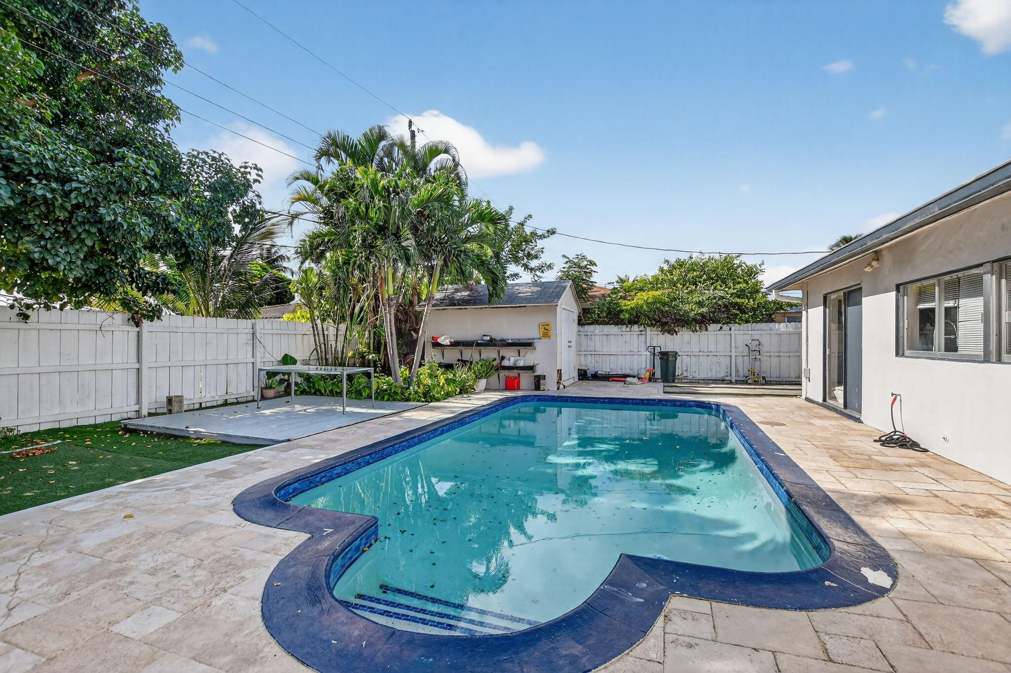 BOCA ISLANDS SEC 1 - Residential