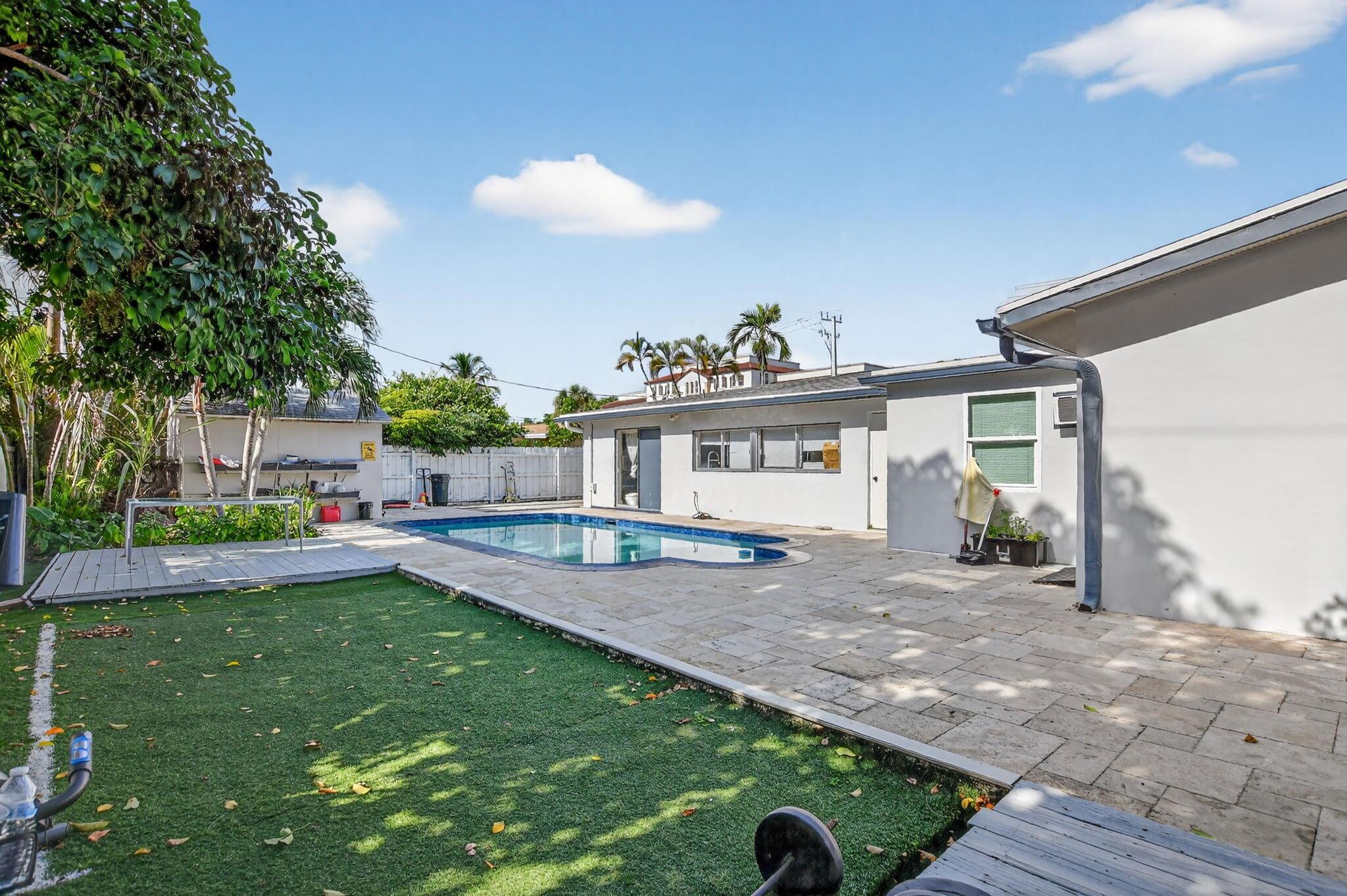 BOCA ISLANDS SEC 1 - Residential