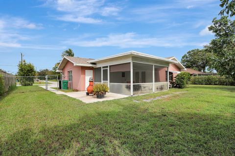 A home in Port St Lucie