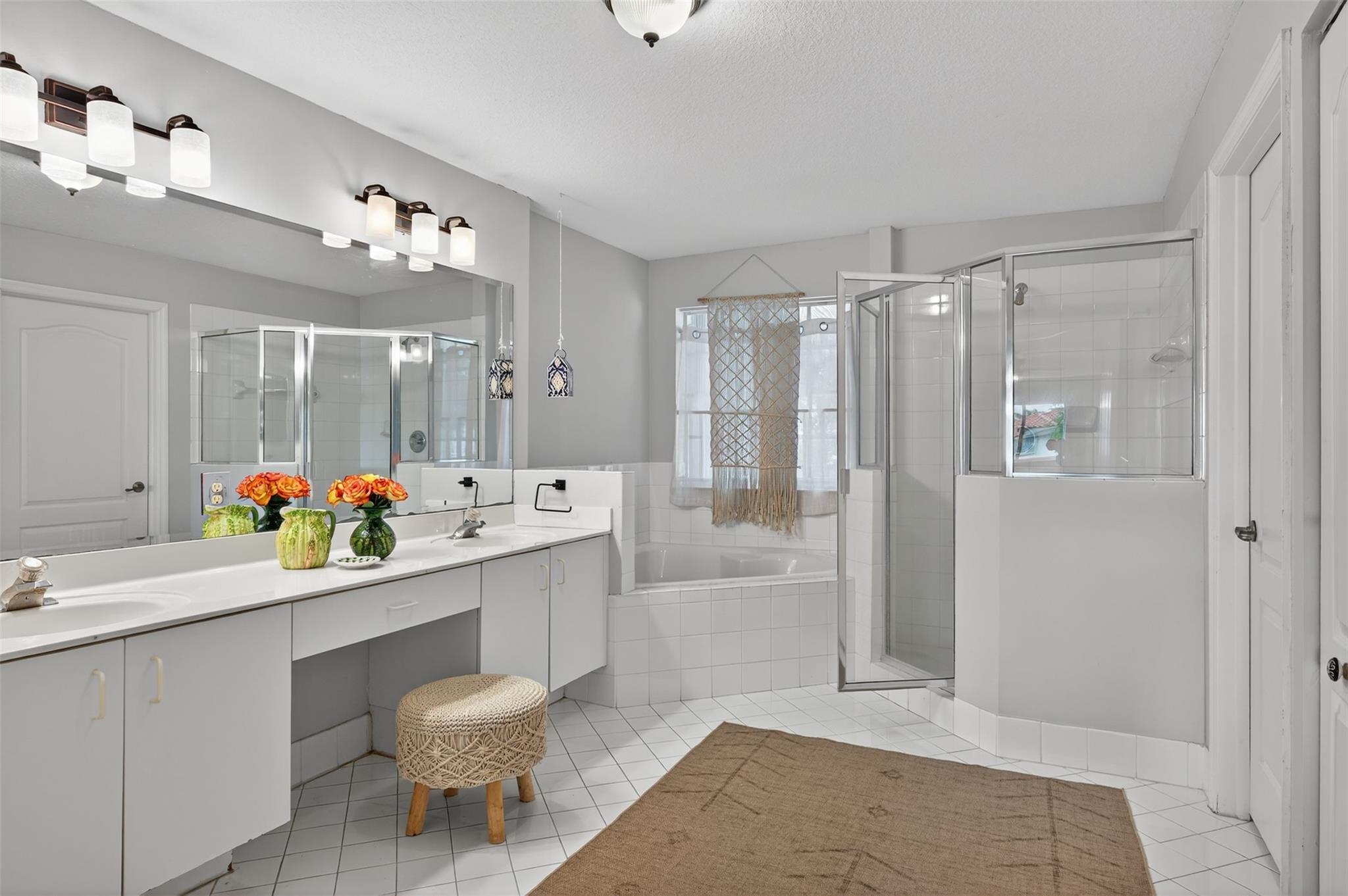 DORAL ISLES CARIBBEAN - Residential