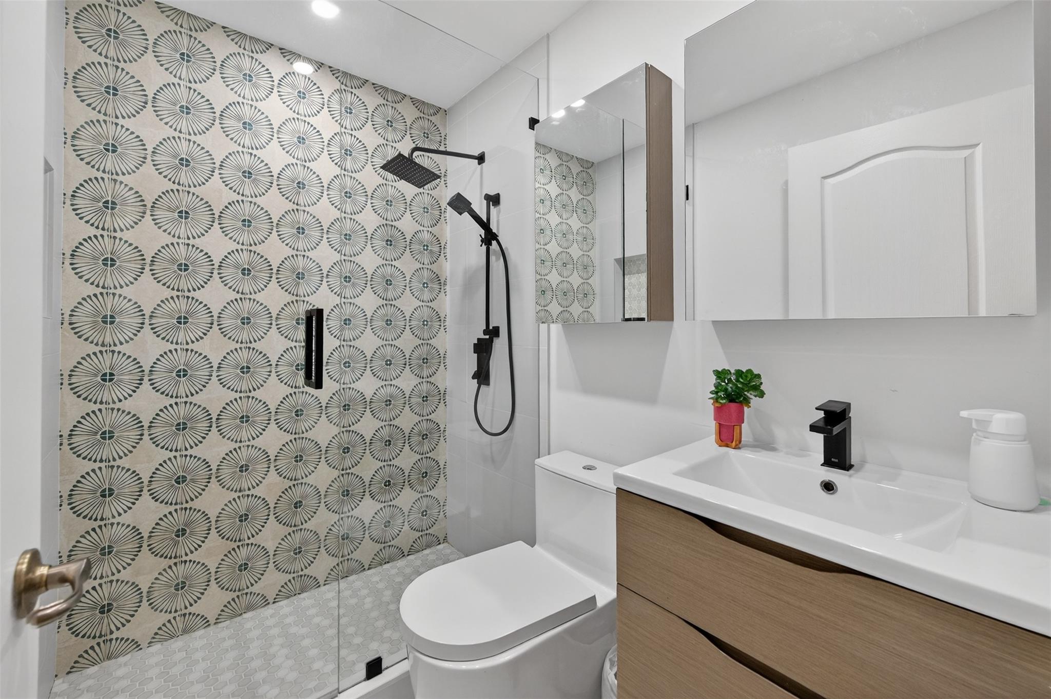 DORAL ISLES CARIBBEAN - Residential