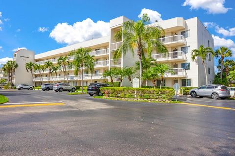 3146 Via Poinciana 315 Lake Worth FL 33467