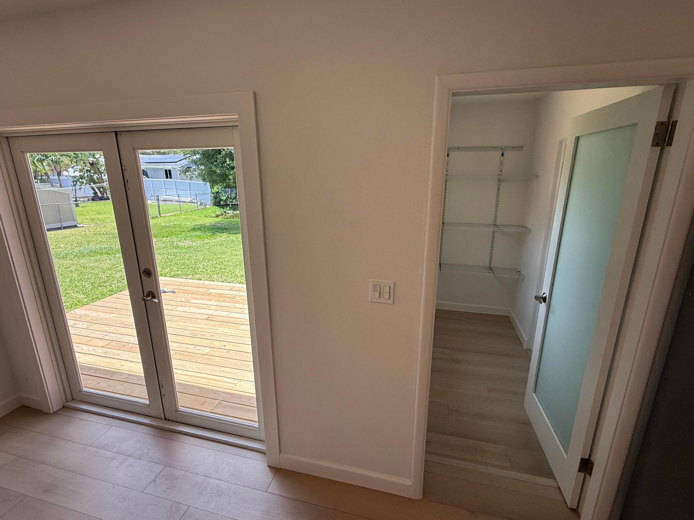 MADDEN LAKE - Residential