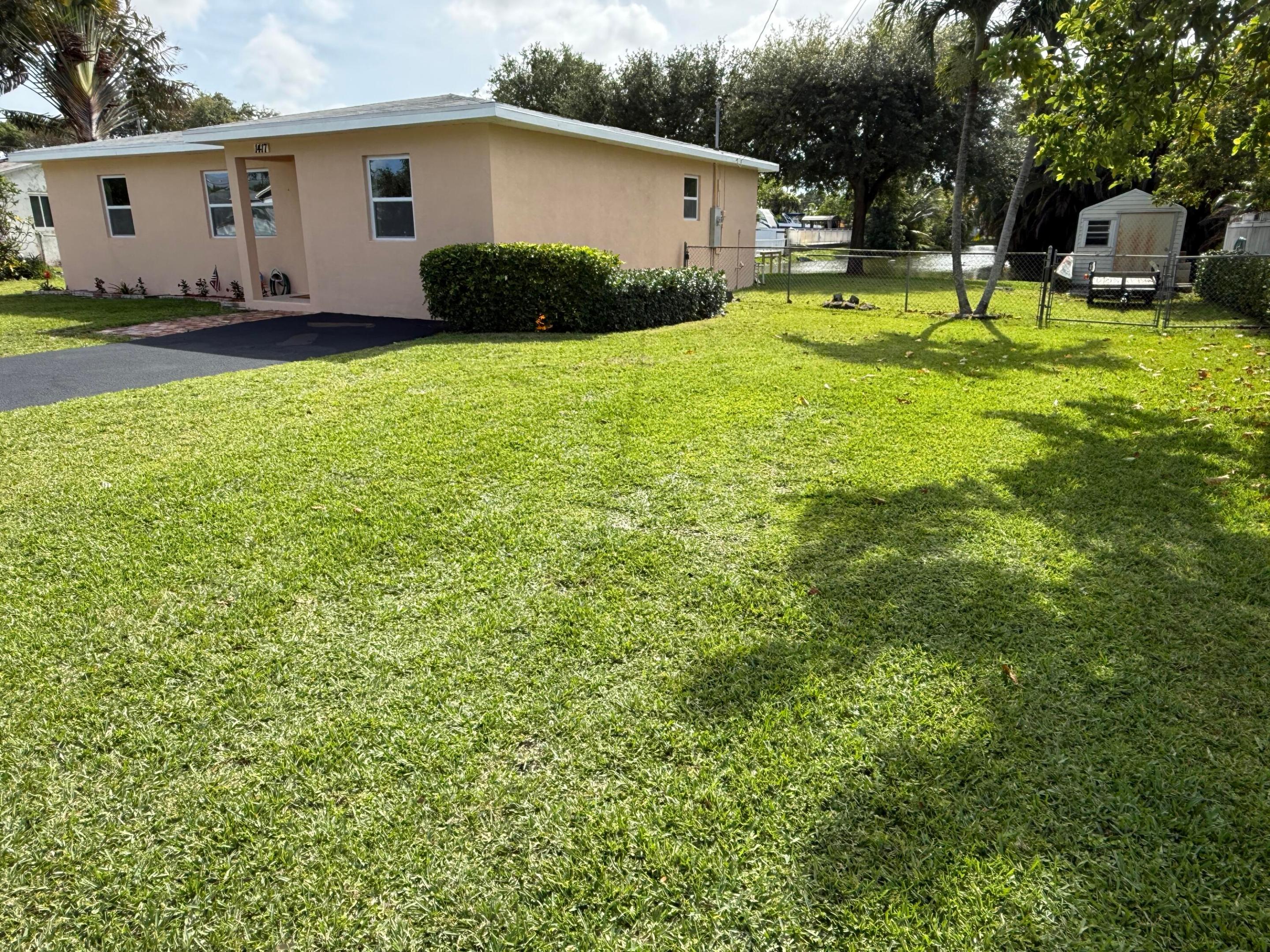 1417 Willow Road