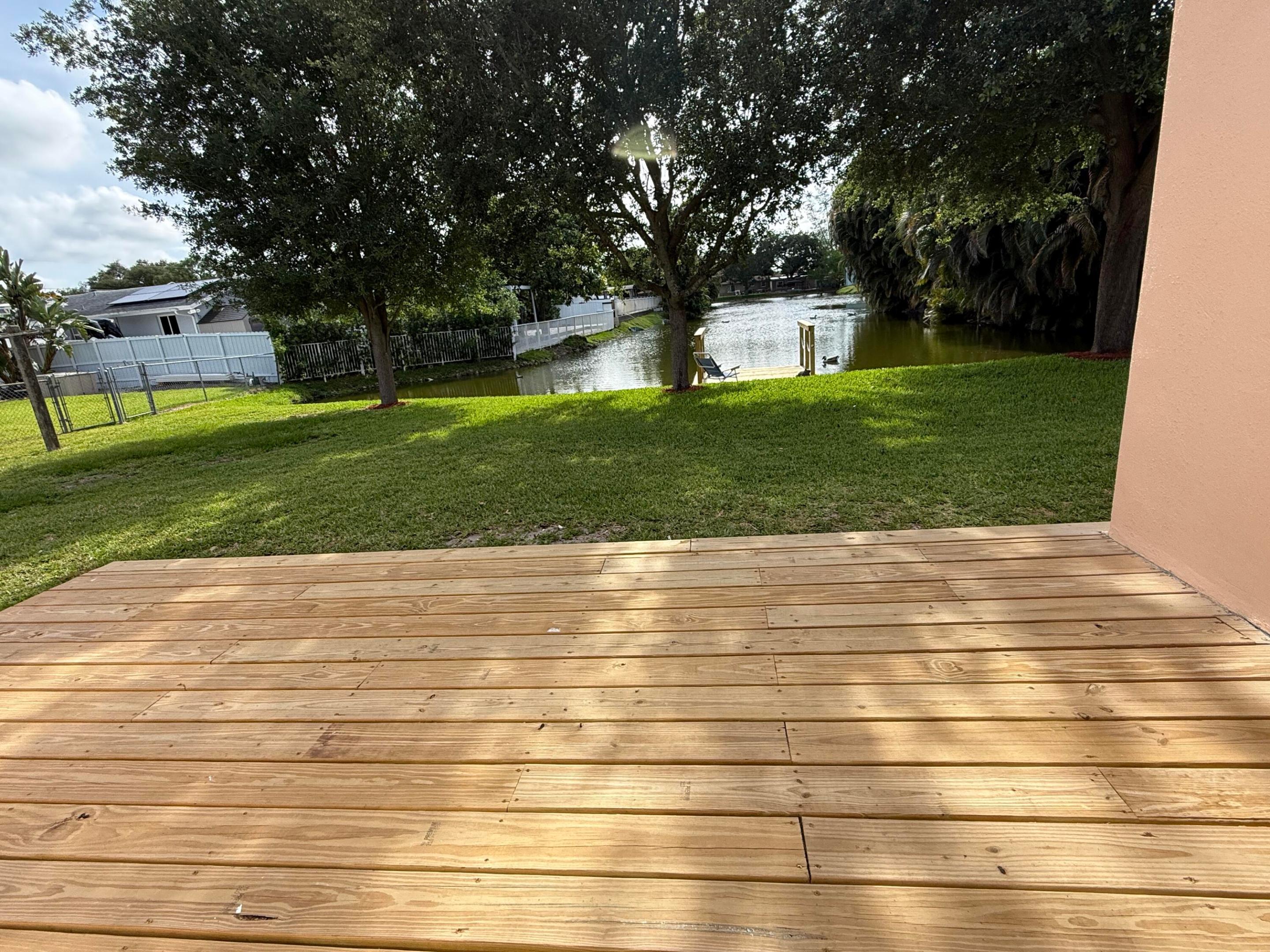 MADDEN LAKE - Residential