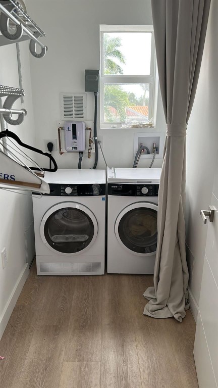 Hollywood Lakes Sec 1-32 - Residential Lease