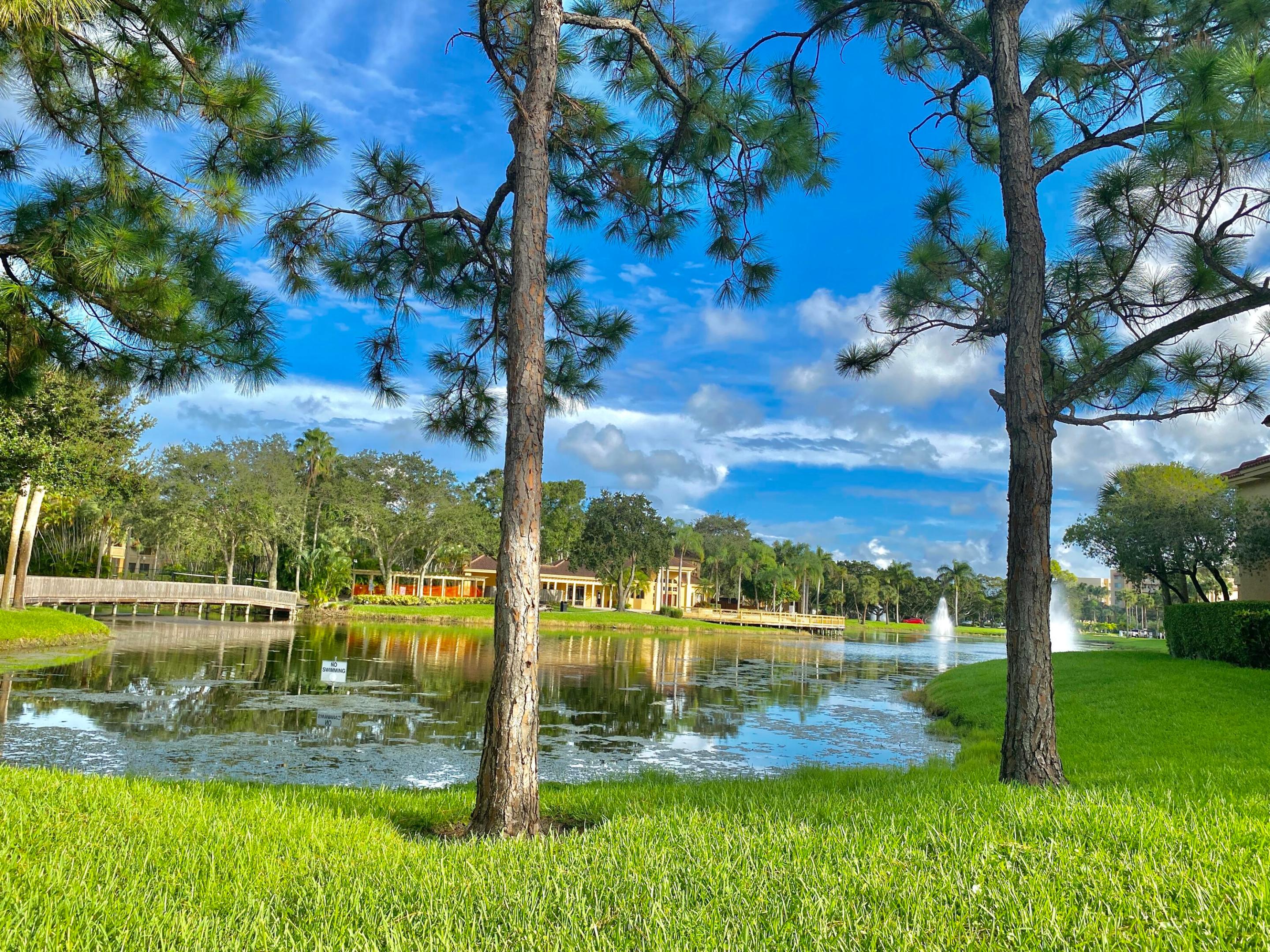 PALM LAKE CONDO - Residential Lease