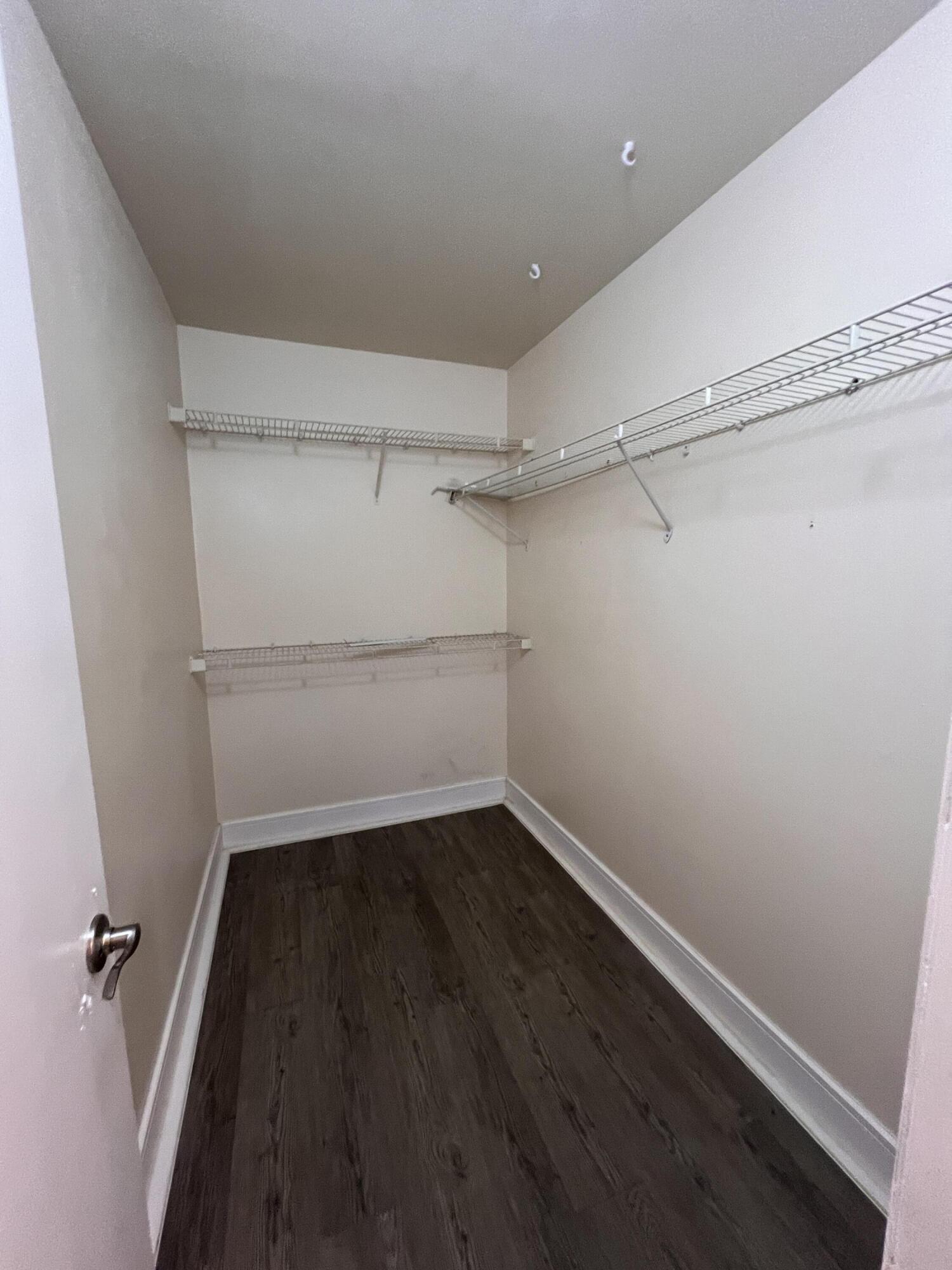 PALM LAKE CONDO - Residential Lease