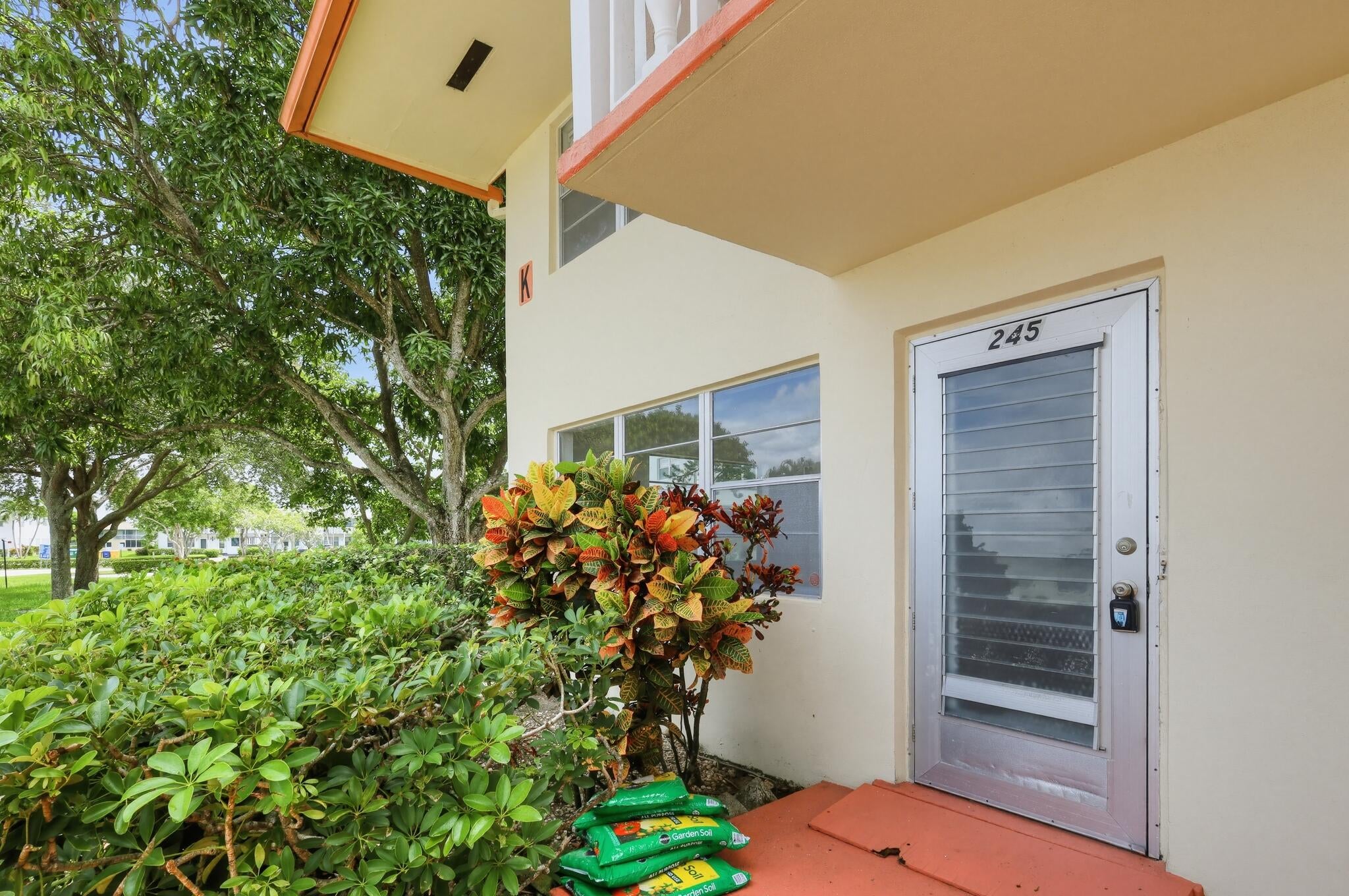 245 CAMDEN K