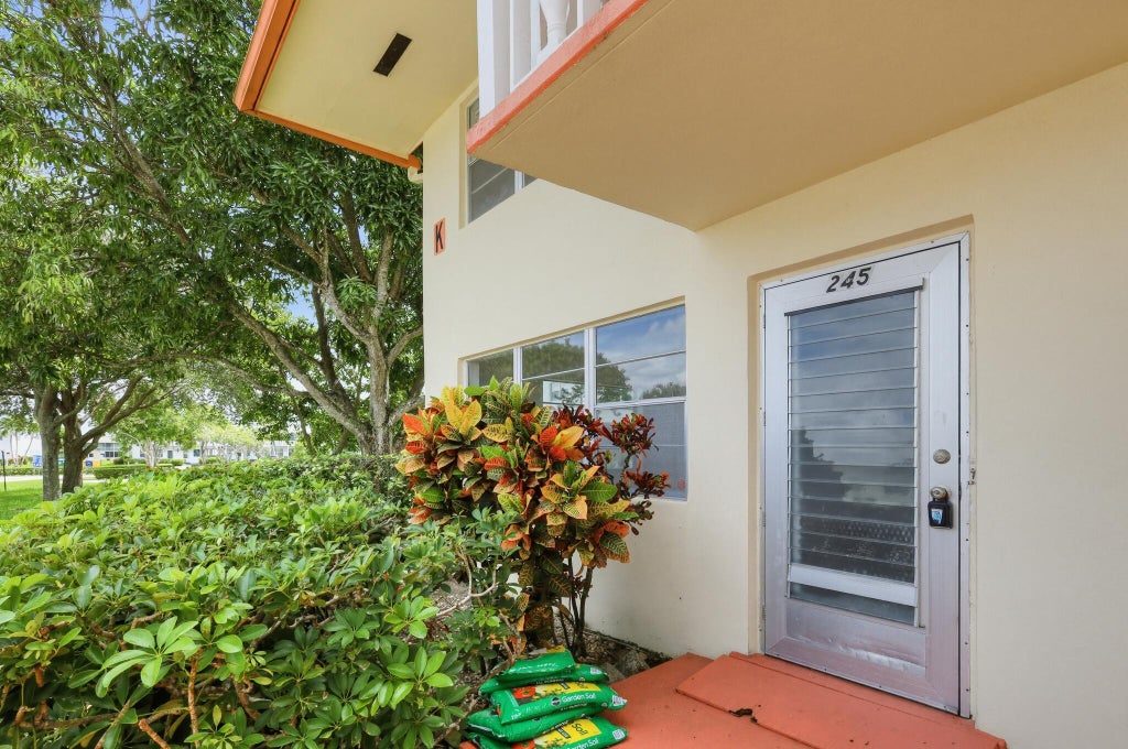 Photo of 245 CAMDEN K, West Palm Beach, FL 33417 (MLS # B26079589)