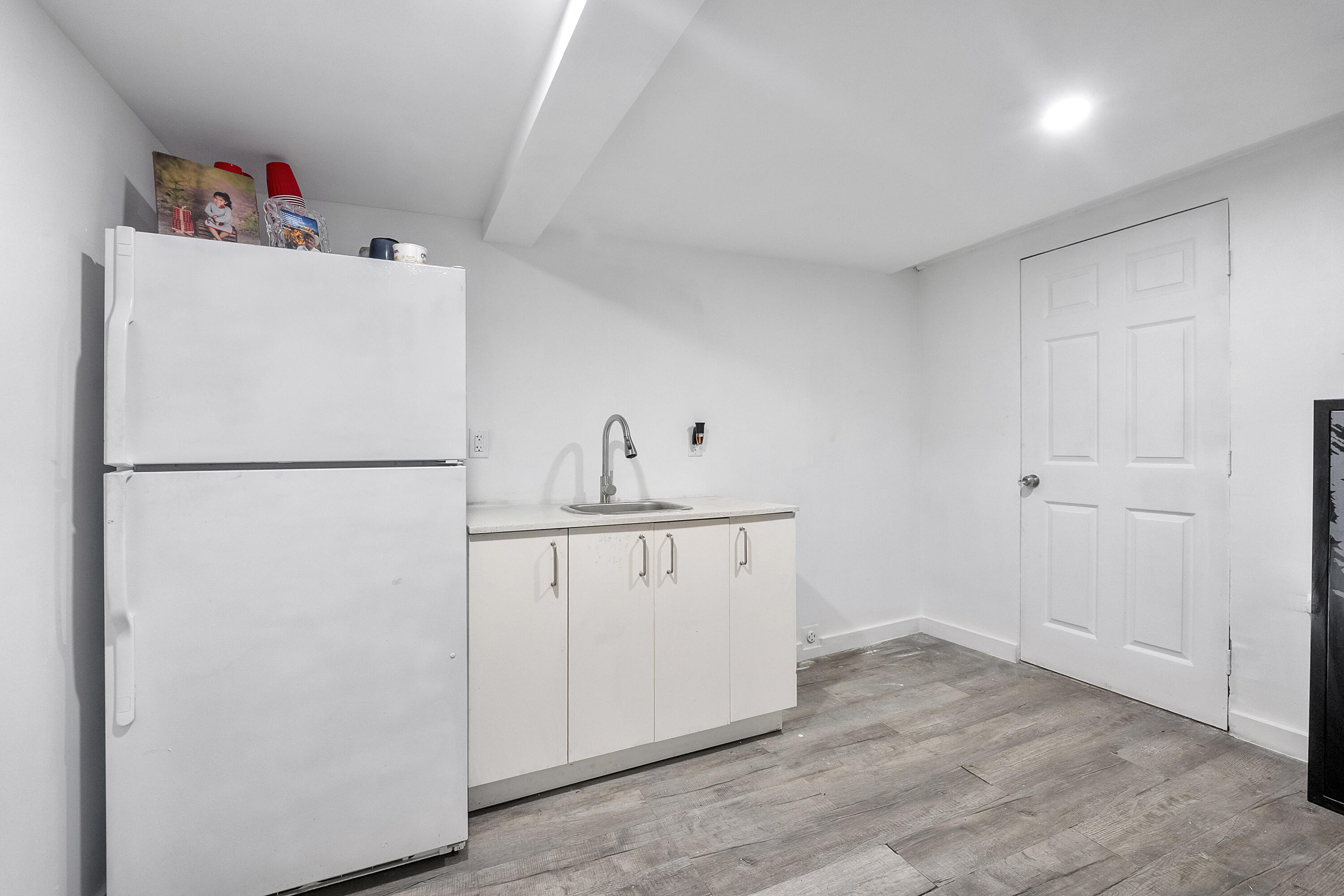 BREEZYWAY MANOR ADD - Residential