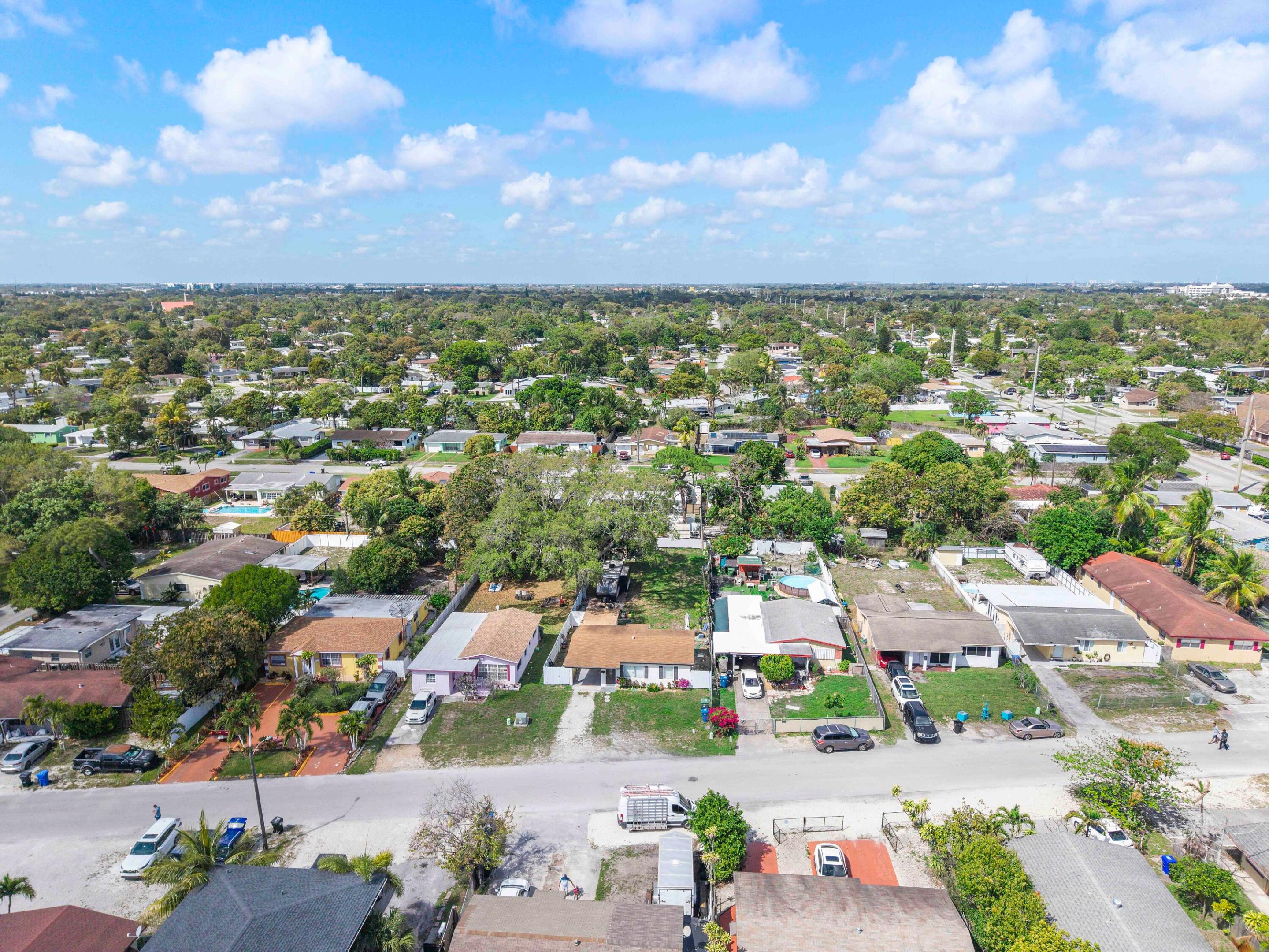 BREEZYWAY MANOR ADD - Residential